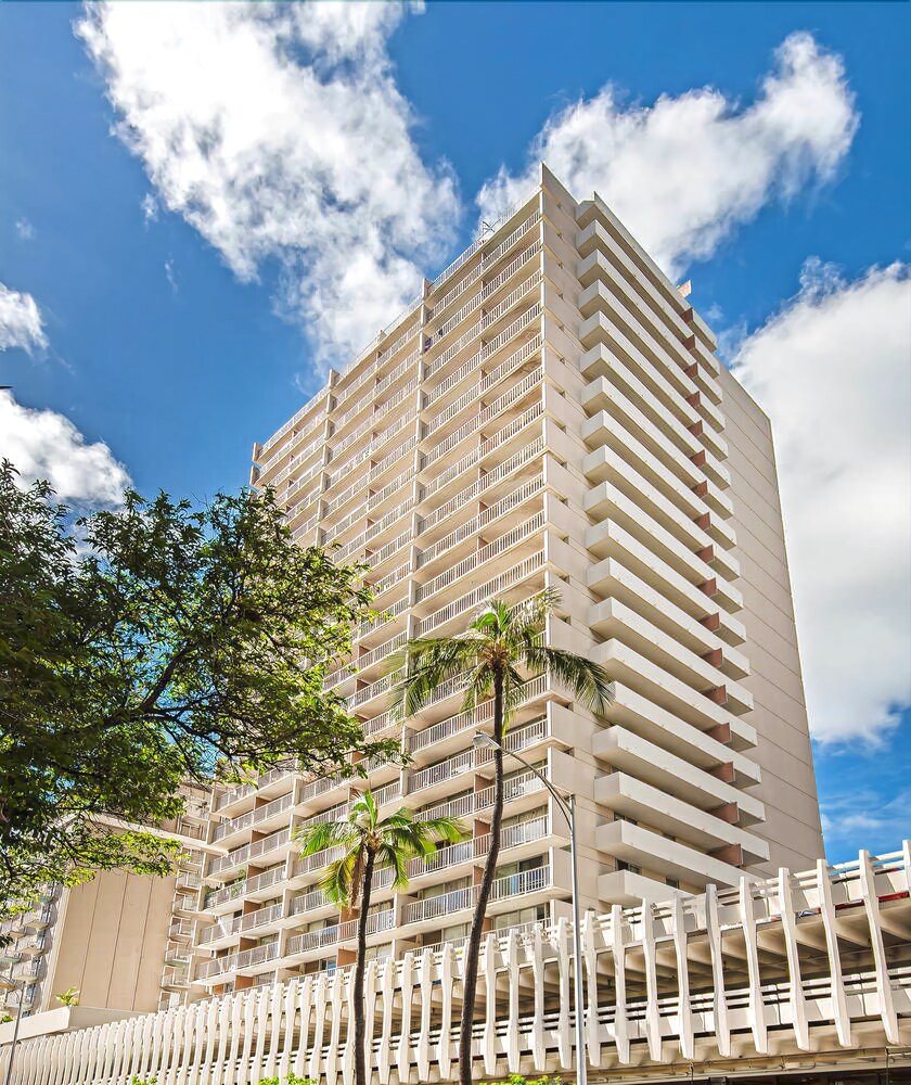Marine Surf Waikiki