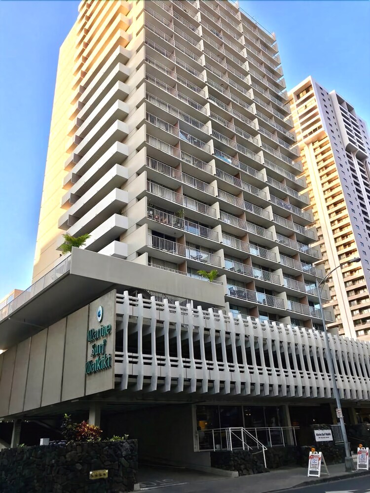 Marine Surf Waikiki