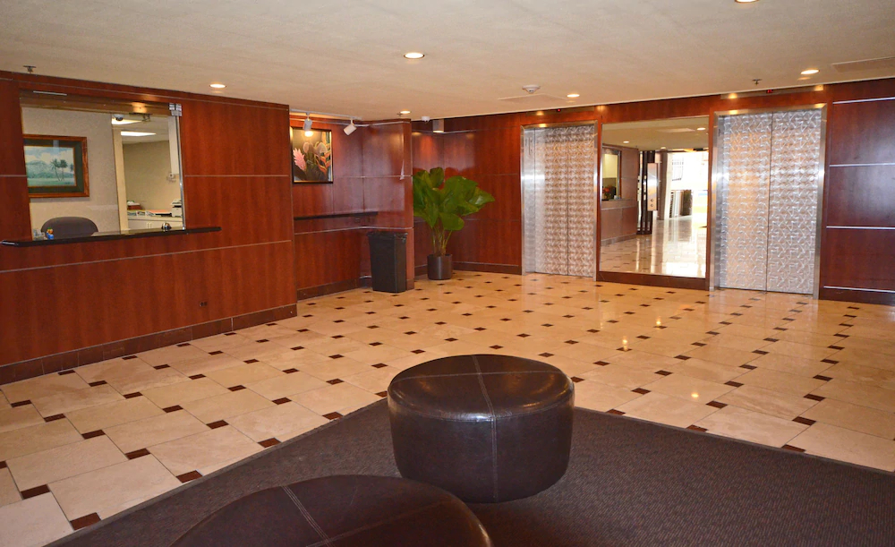 Marine Surf Waikiki by RedAwning