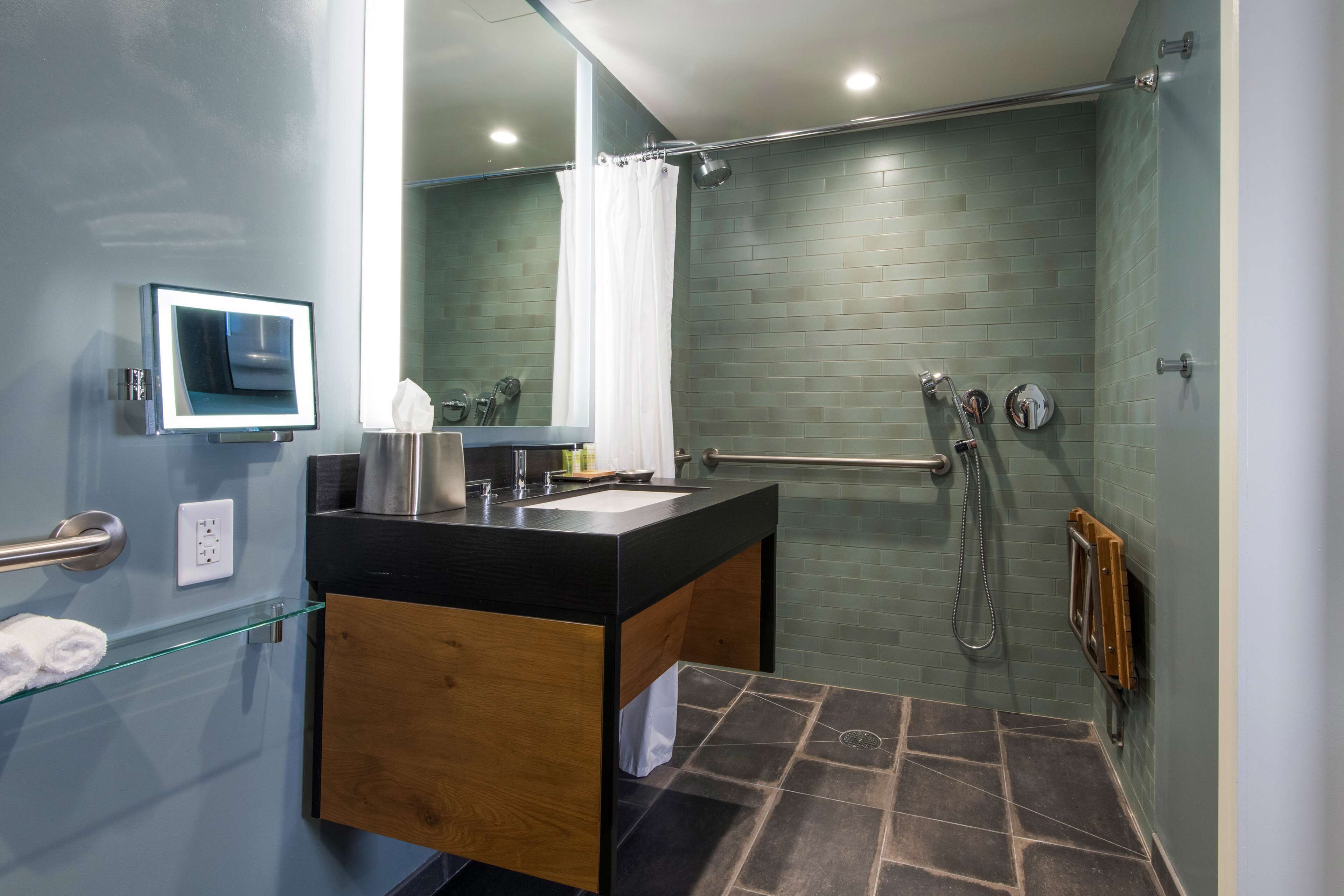 Hilton Grand Vacations Club Ocean Tower Waikoloa Village