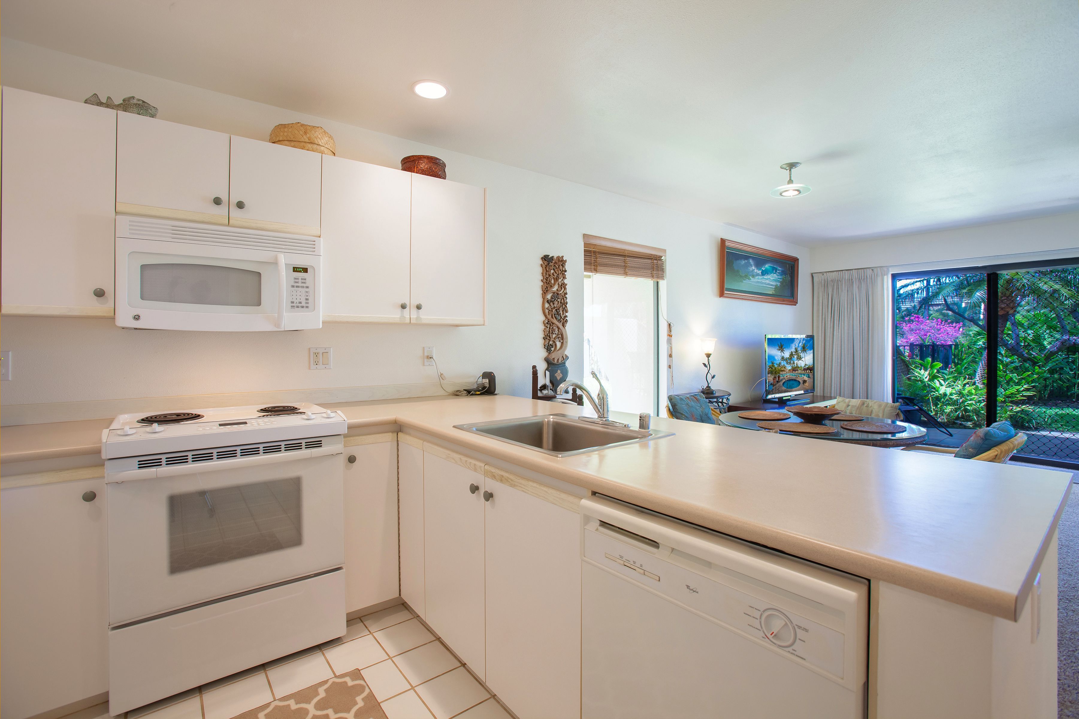 Maui Kamaole by Maui Condo and Home