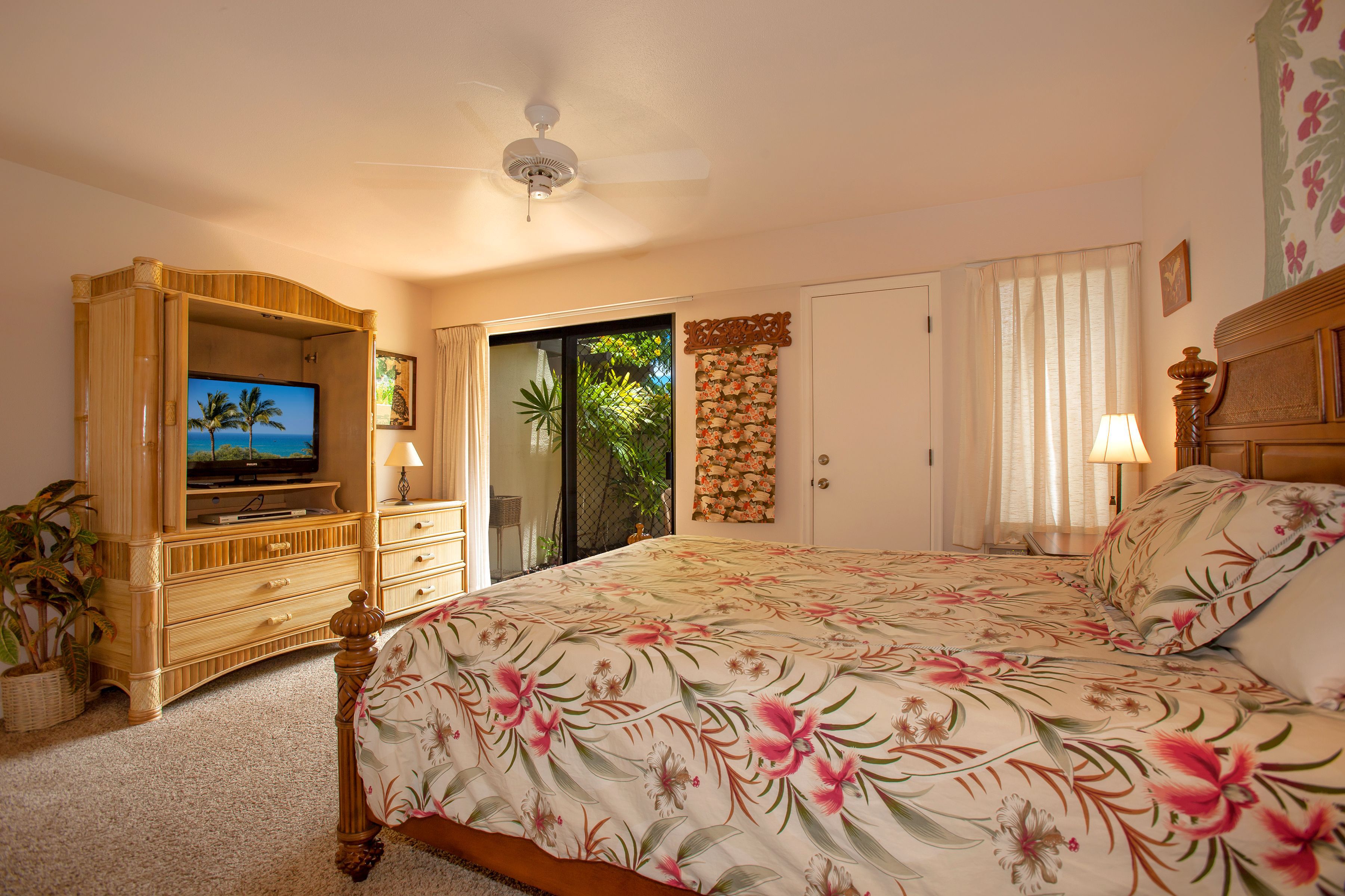 Maui Kamaole by Maui Condo and Home