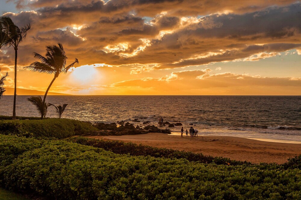 Polo Beach Club by Coldwell Banker Island Vacations