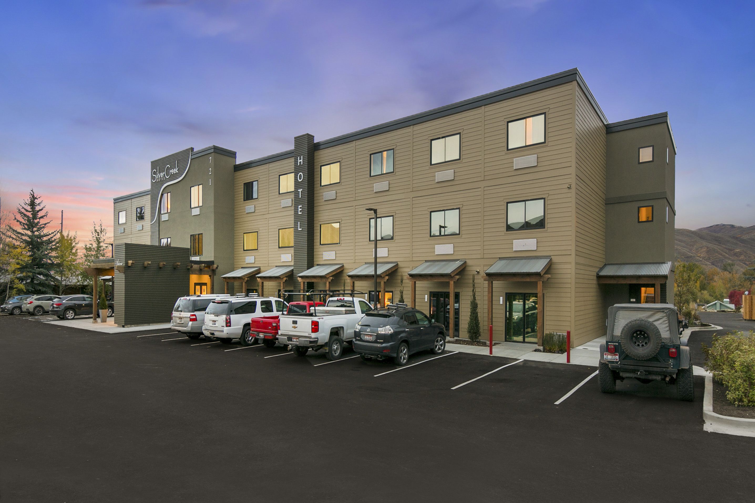 Silver Creek Hotel