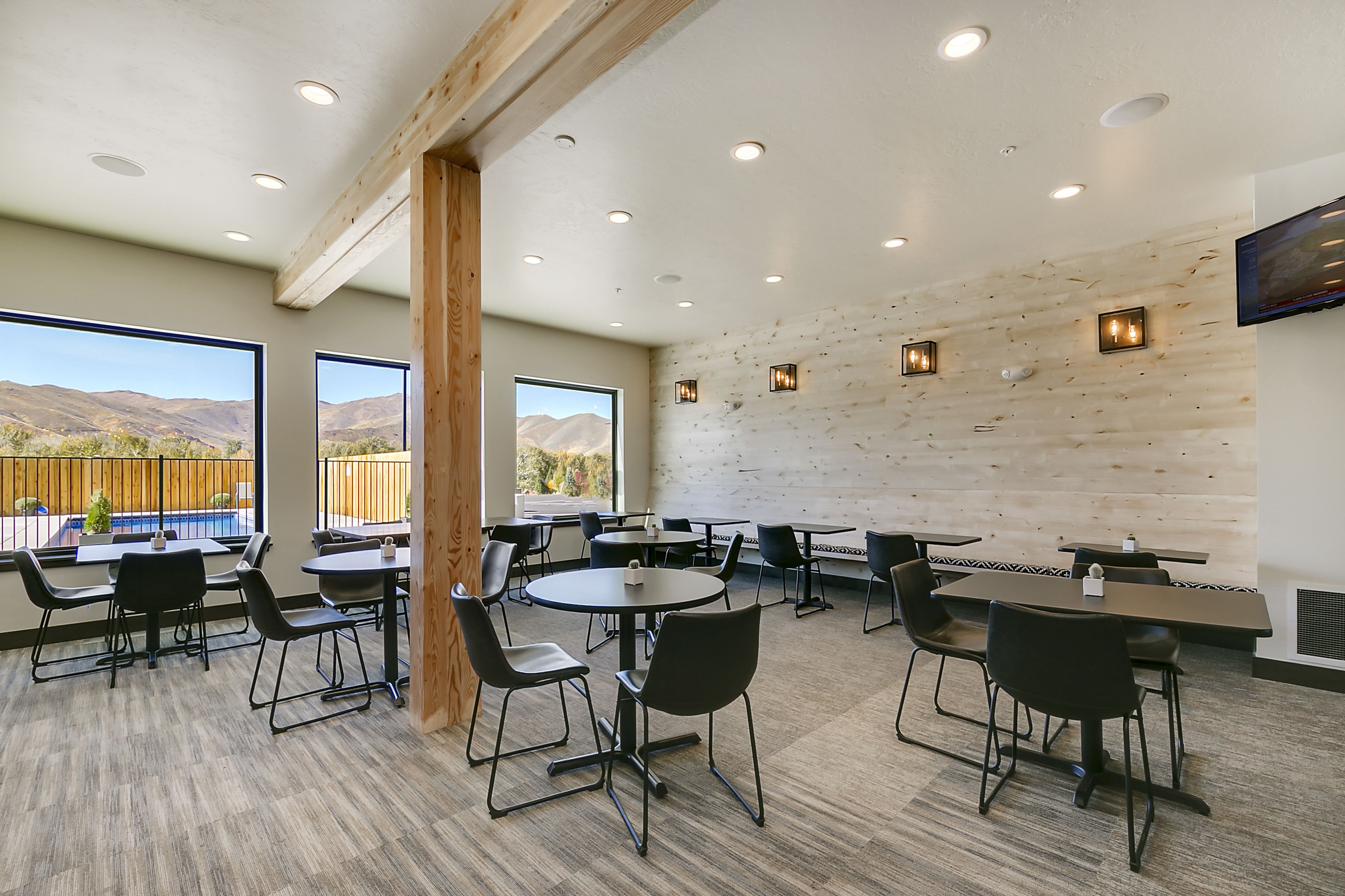 Silver Creek Hotel