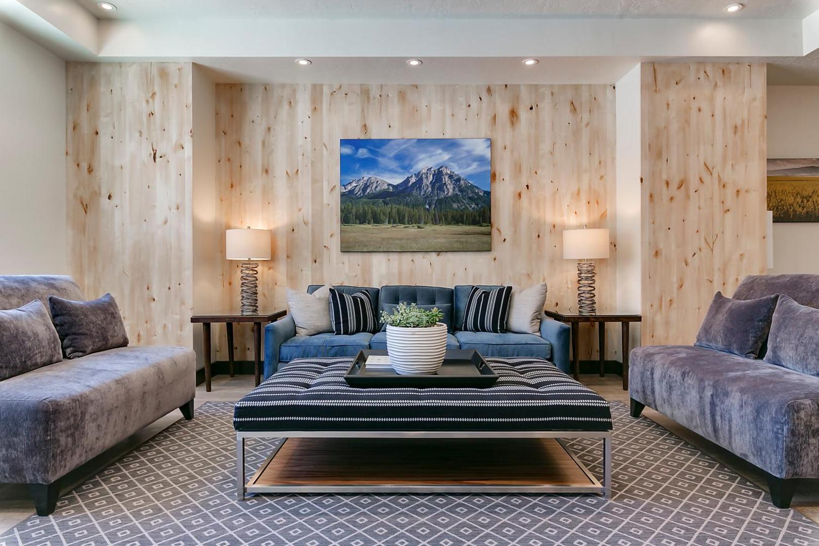 Silver Creek Hotel