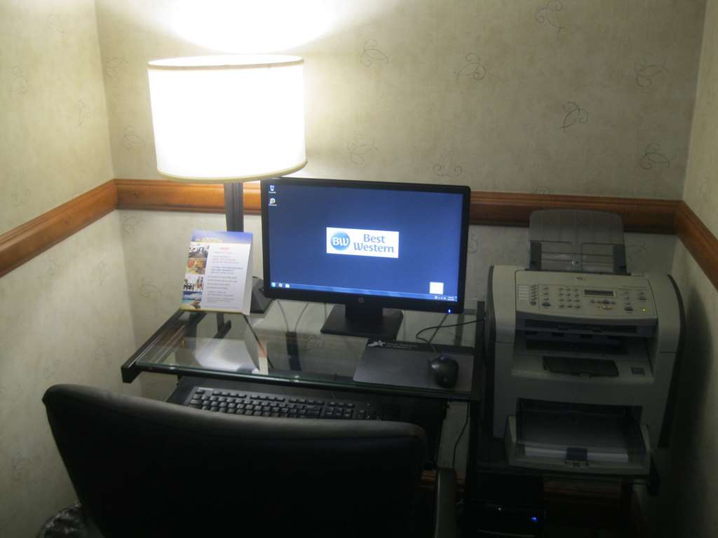 Airport Inn