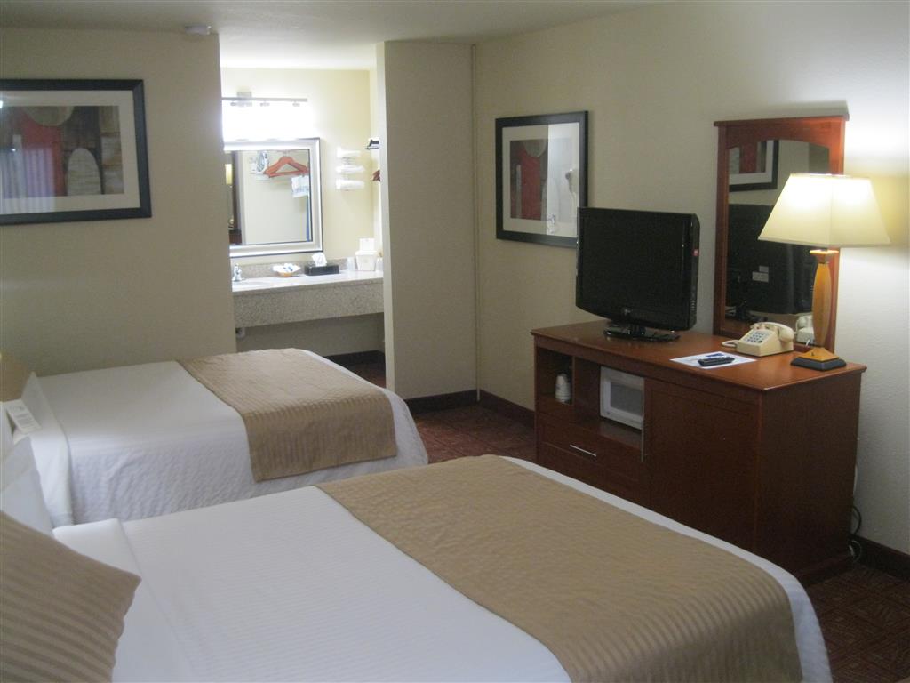 Airport Inn
