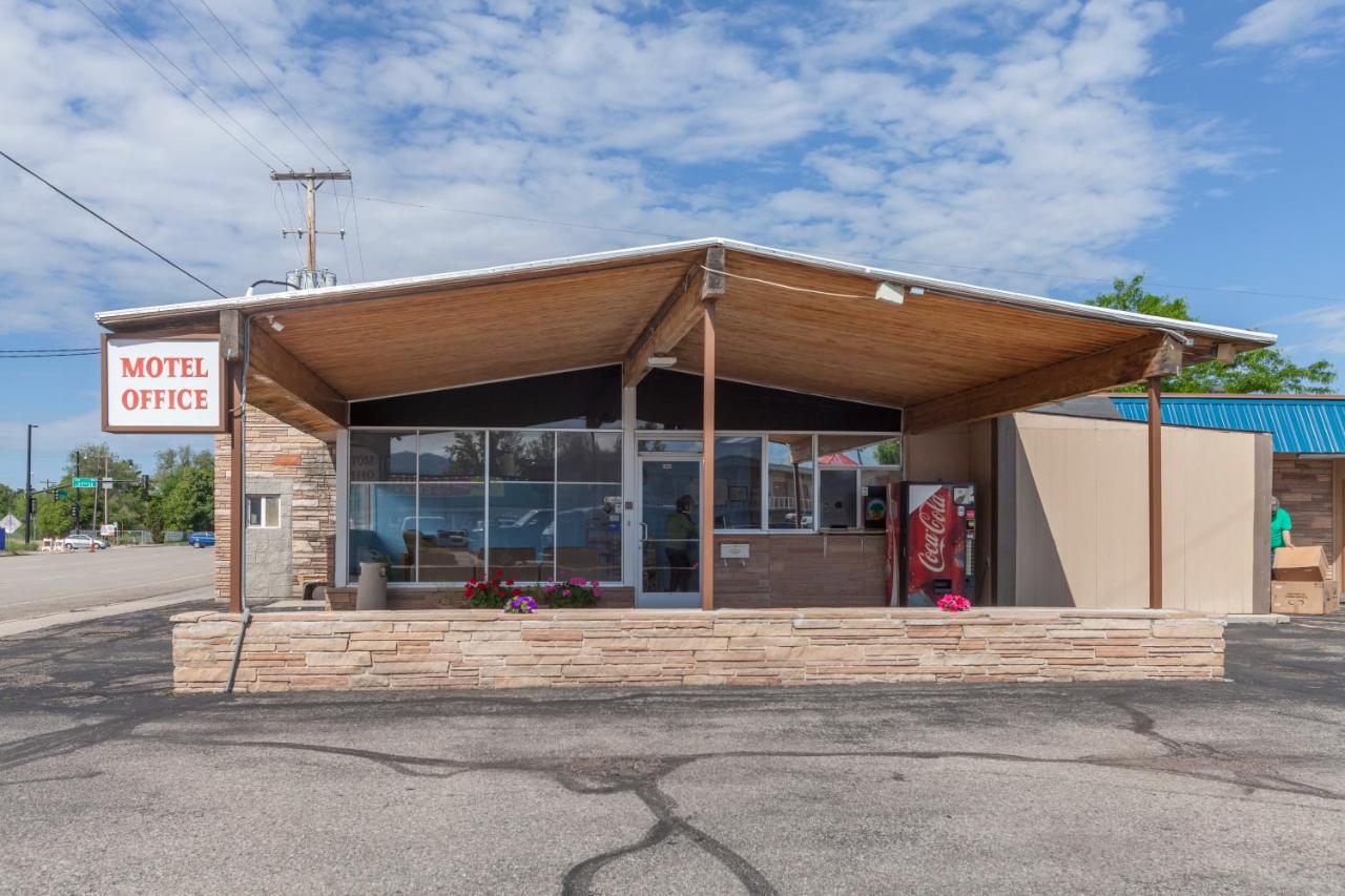 Budget Inn