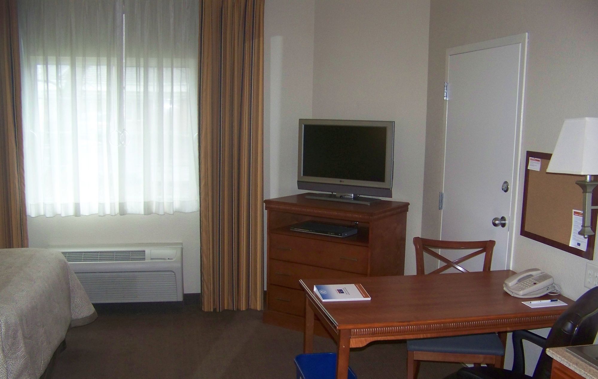 Candlewood Suites Boise - Towne Square