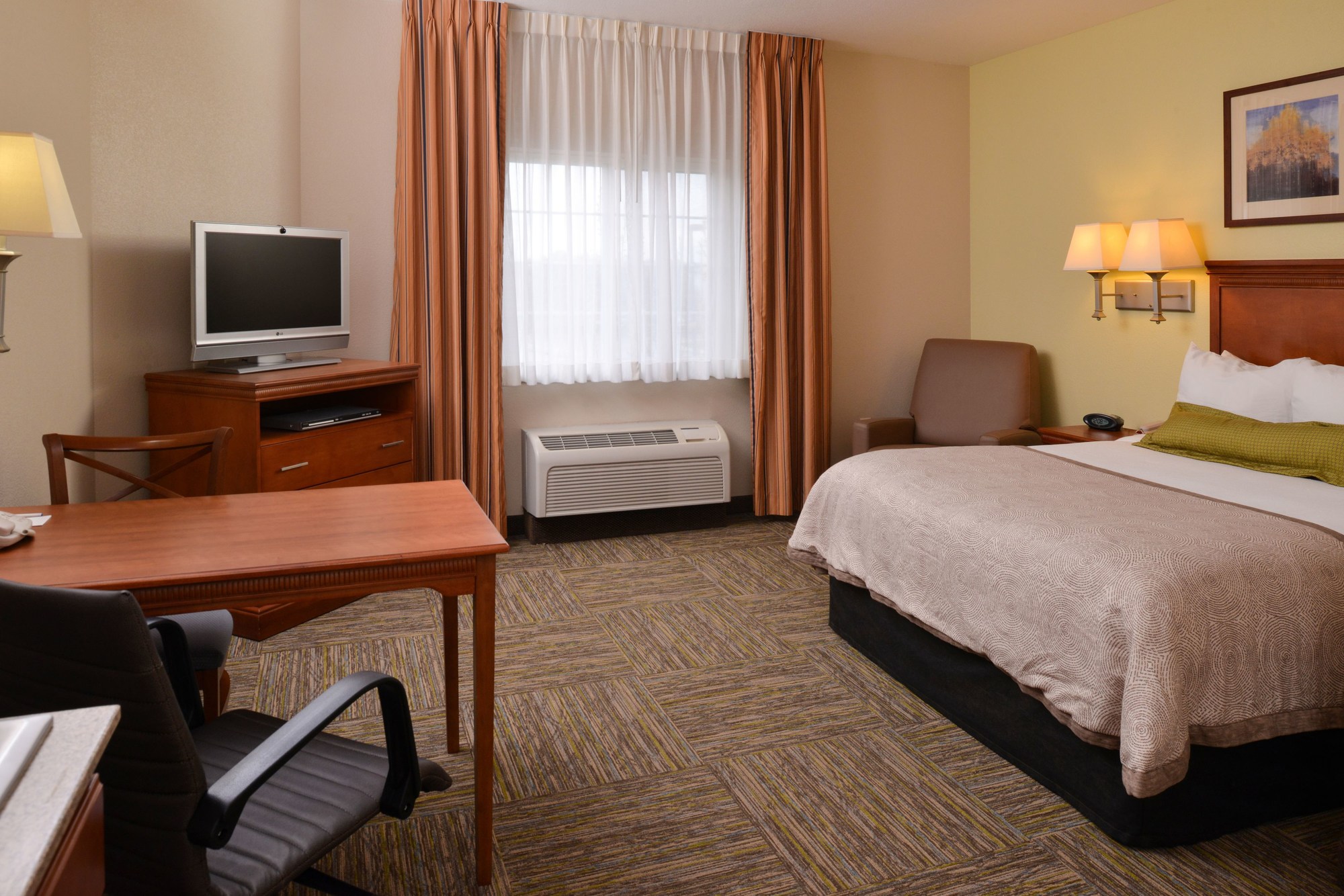 Candlewood Suites Boise - Towne Square