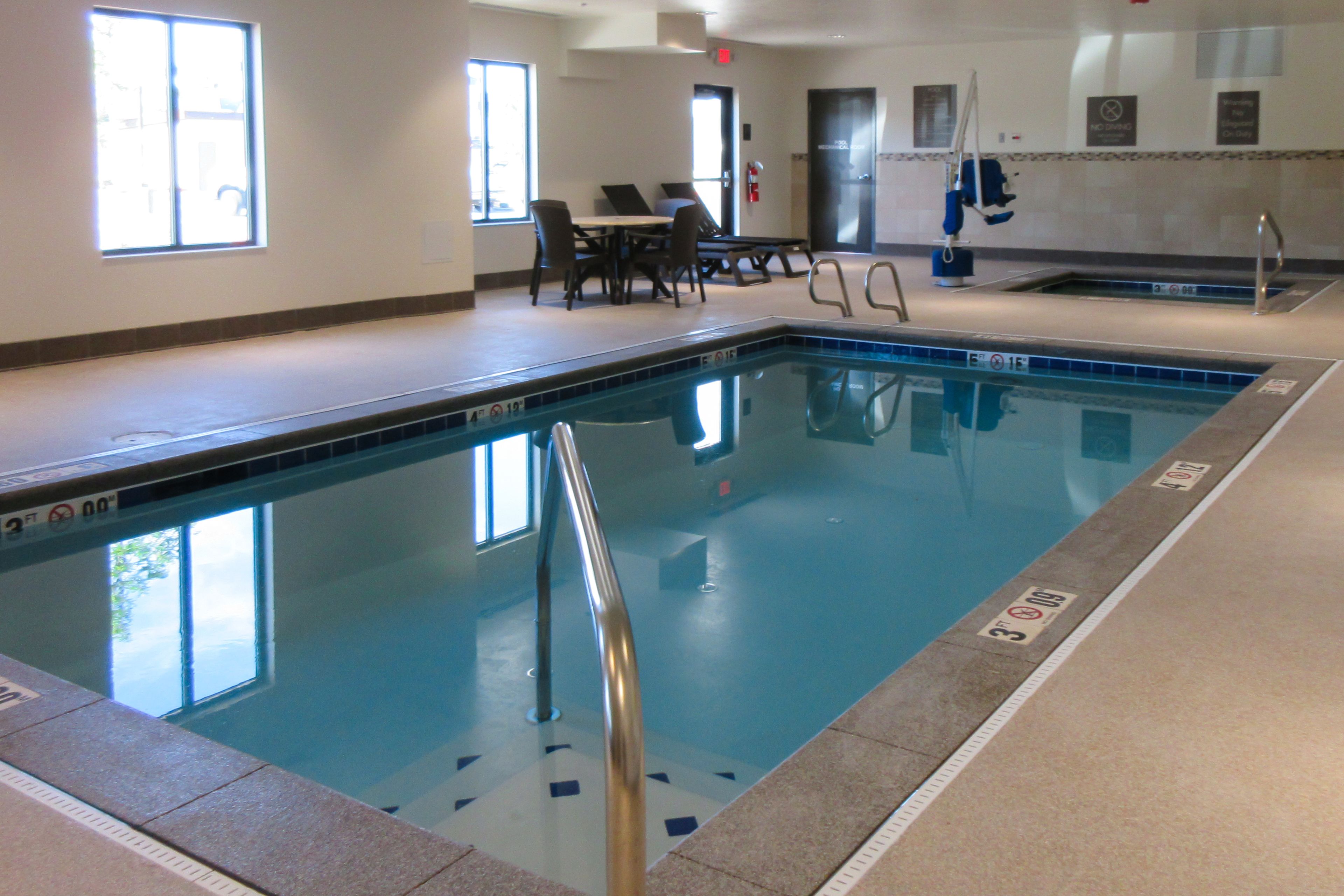 Comfort Inn & Suites