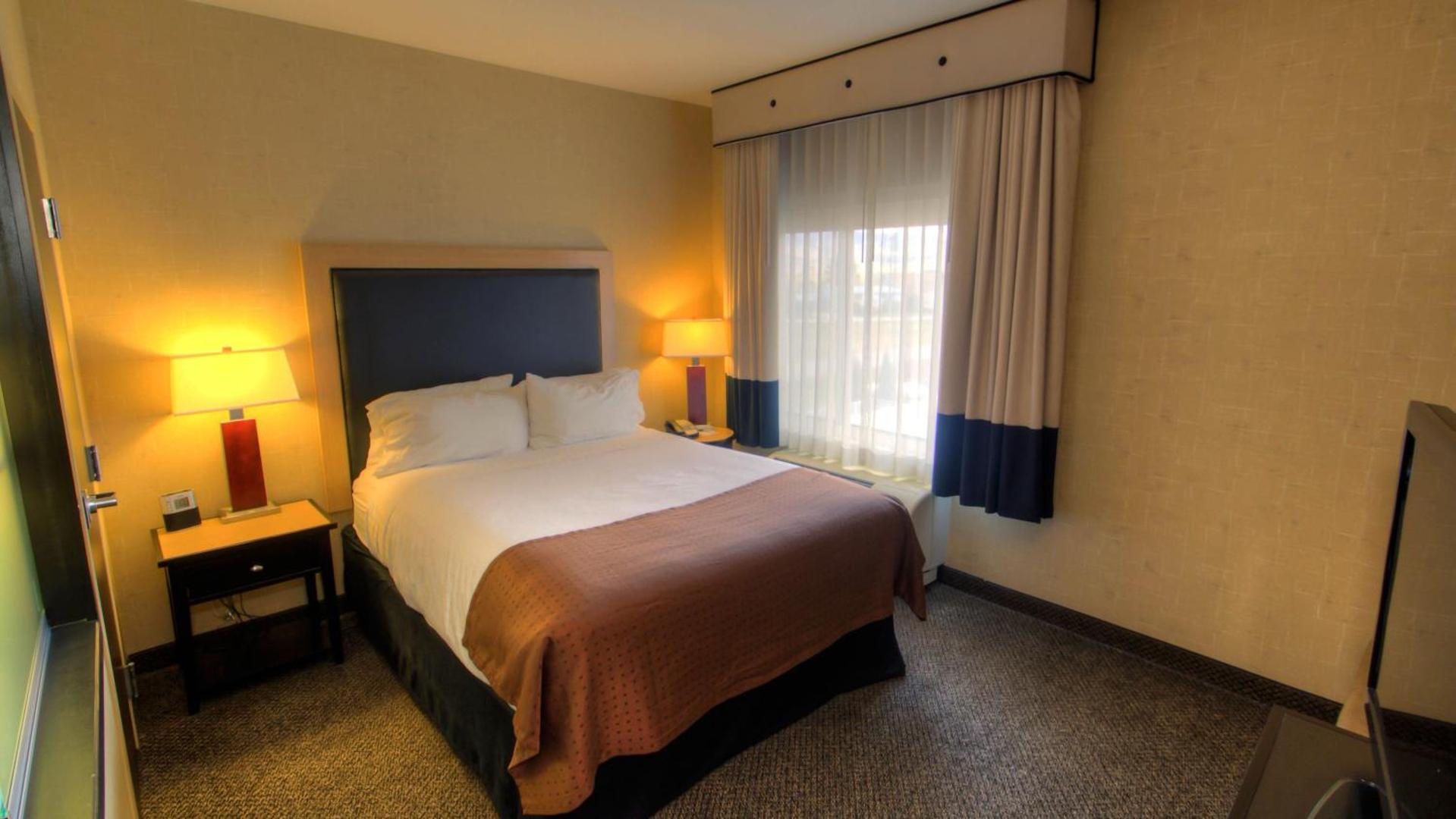 Holiday Inn Boise Airport