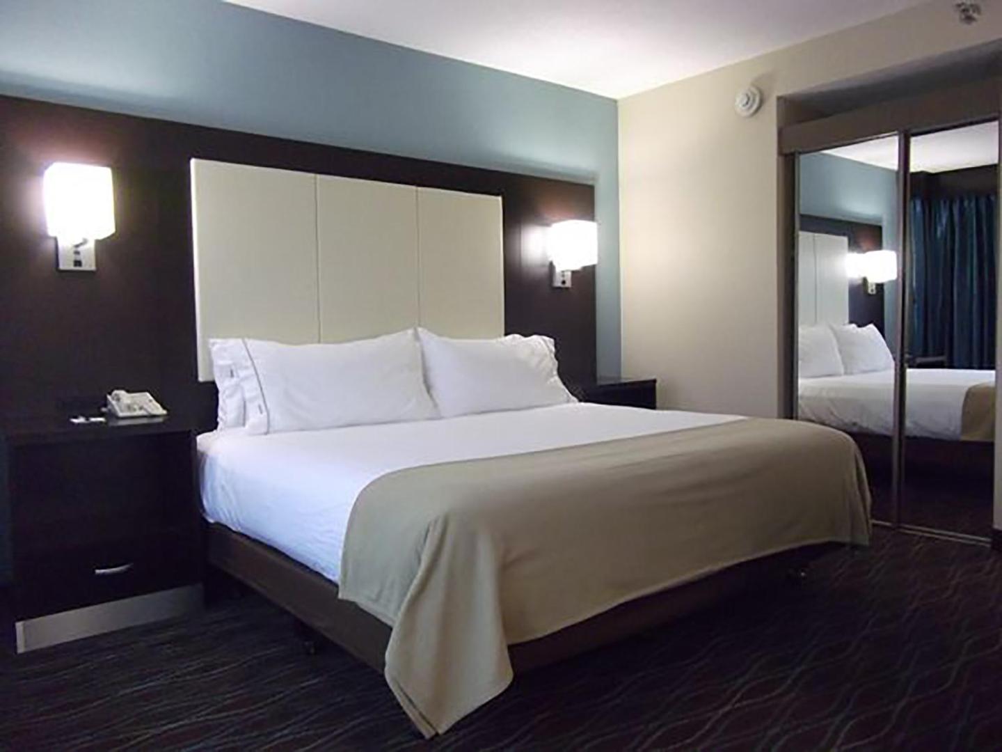 Holiday Inn Express Boise-University Area