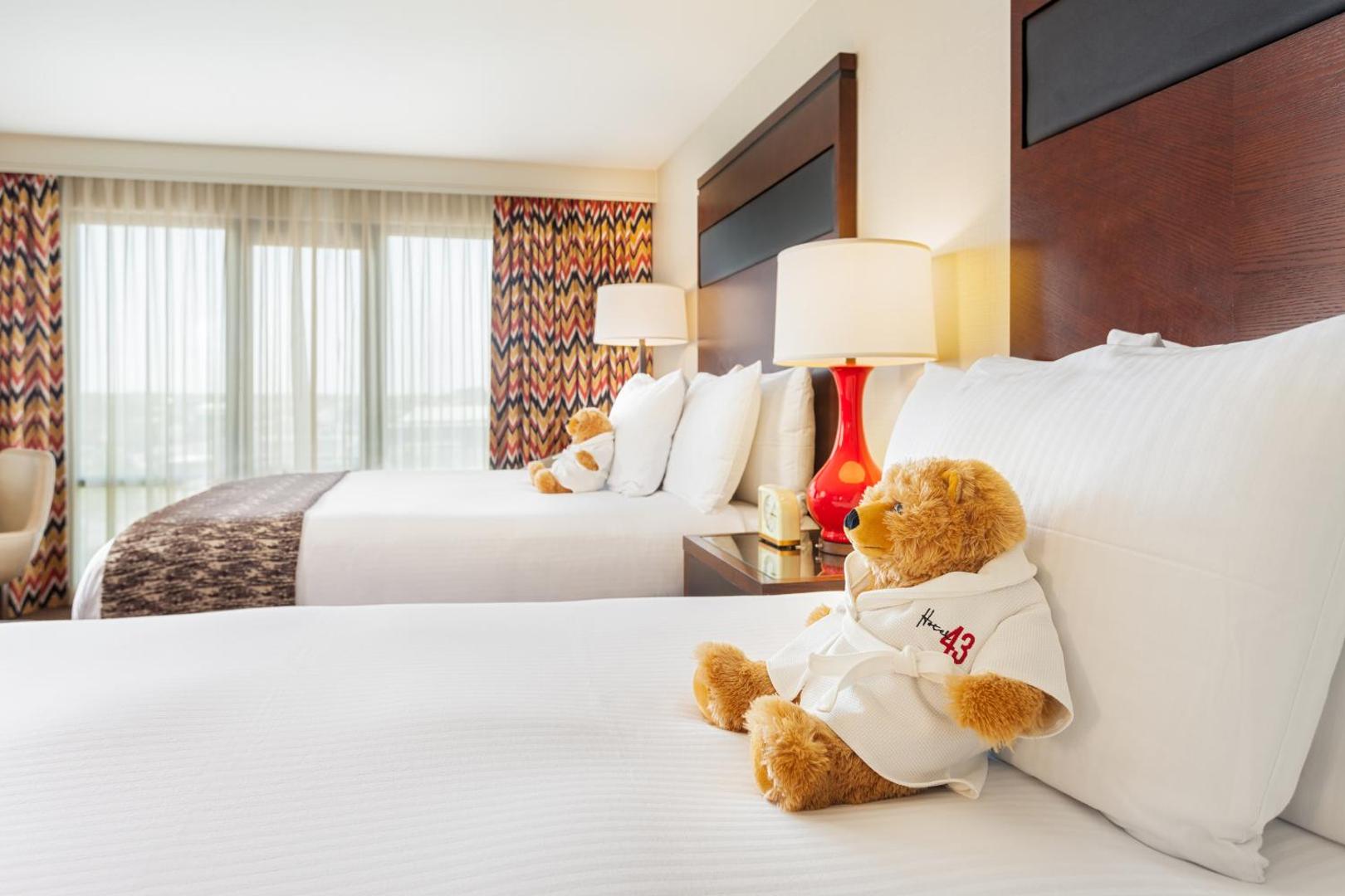 Hotel 43
