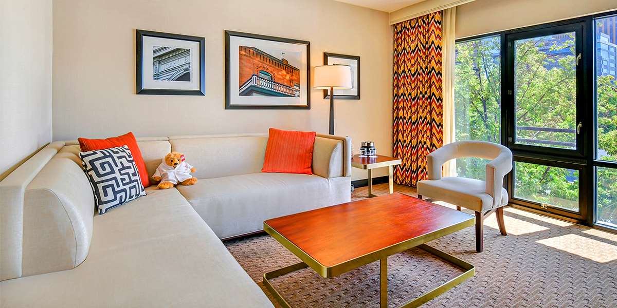 Hotel 43
