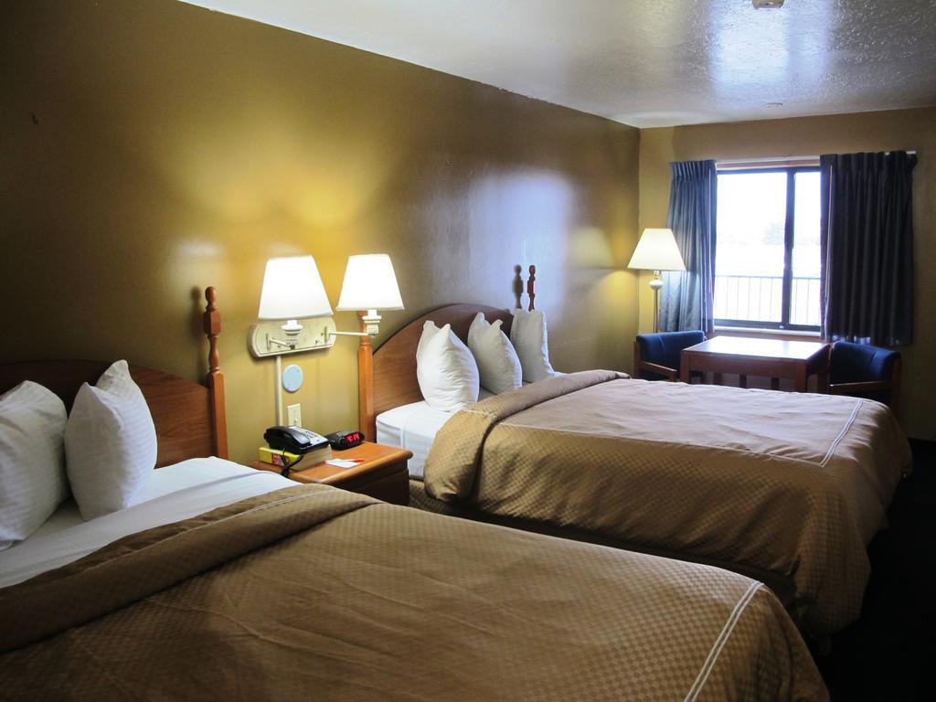 Howard Johnson by Wyndham Boise