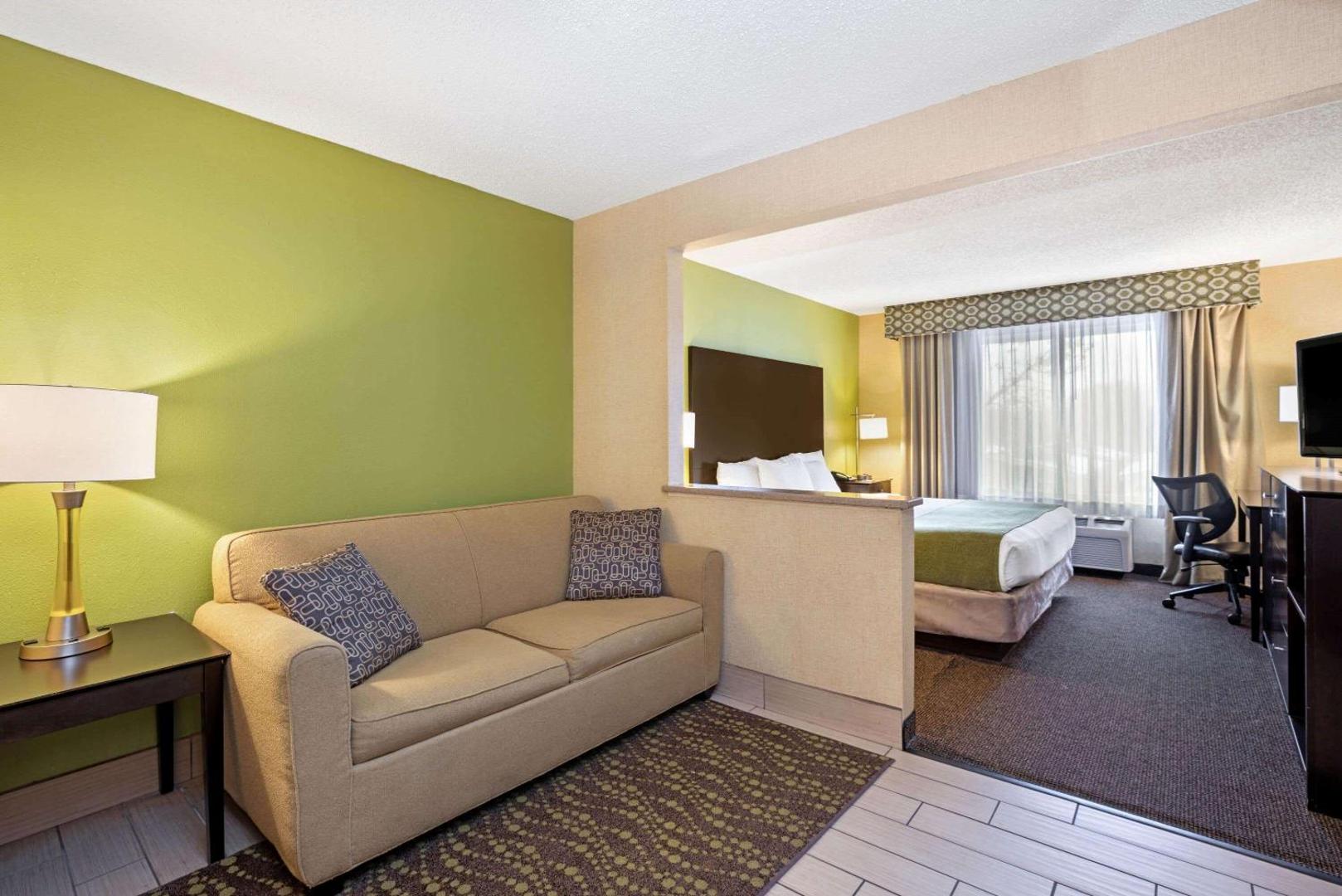 La Quinta Inn & Suites by Wyndham Boise Airport