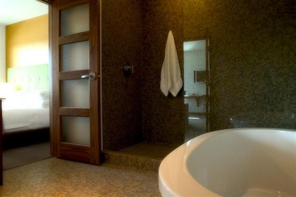 Modern Hotel