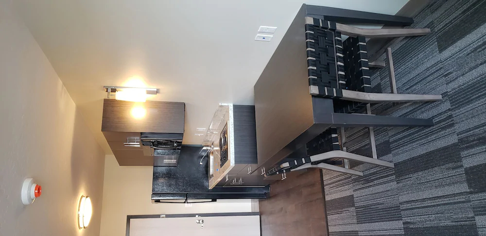Simple Suites Boise Airport