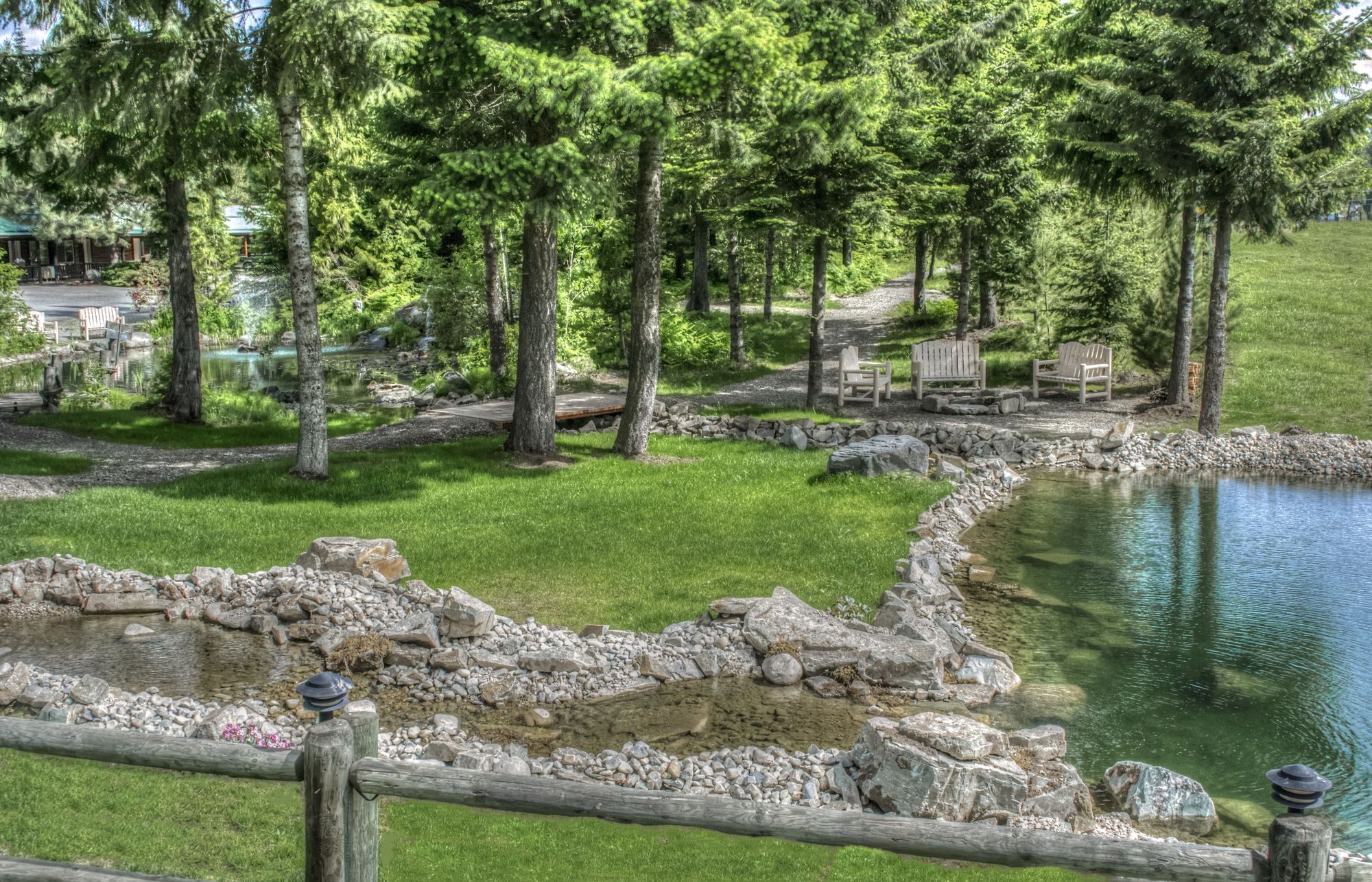 Bonners Ferry Log Inn