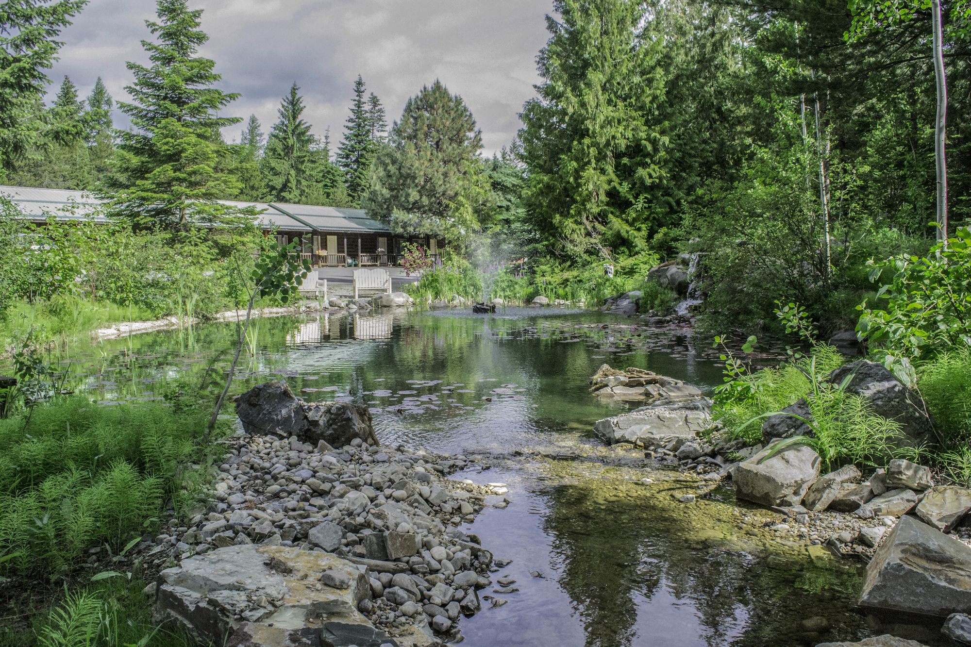 Bonners Ferry Log Inn