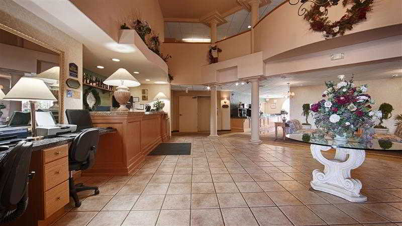 Best Western Plus Caldwell Inn & Suites