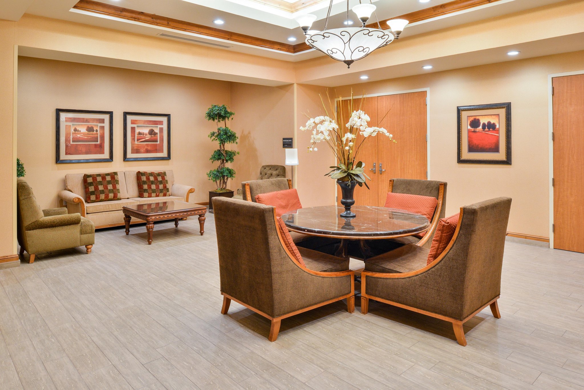 Hampton Inn & Suites Coeur d' Alene