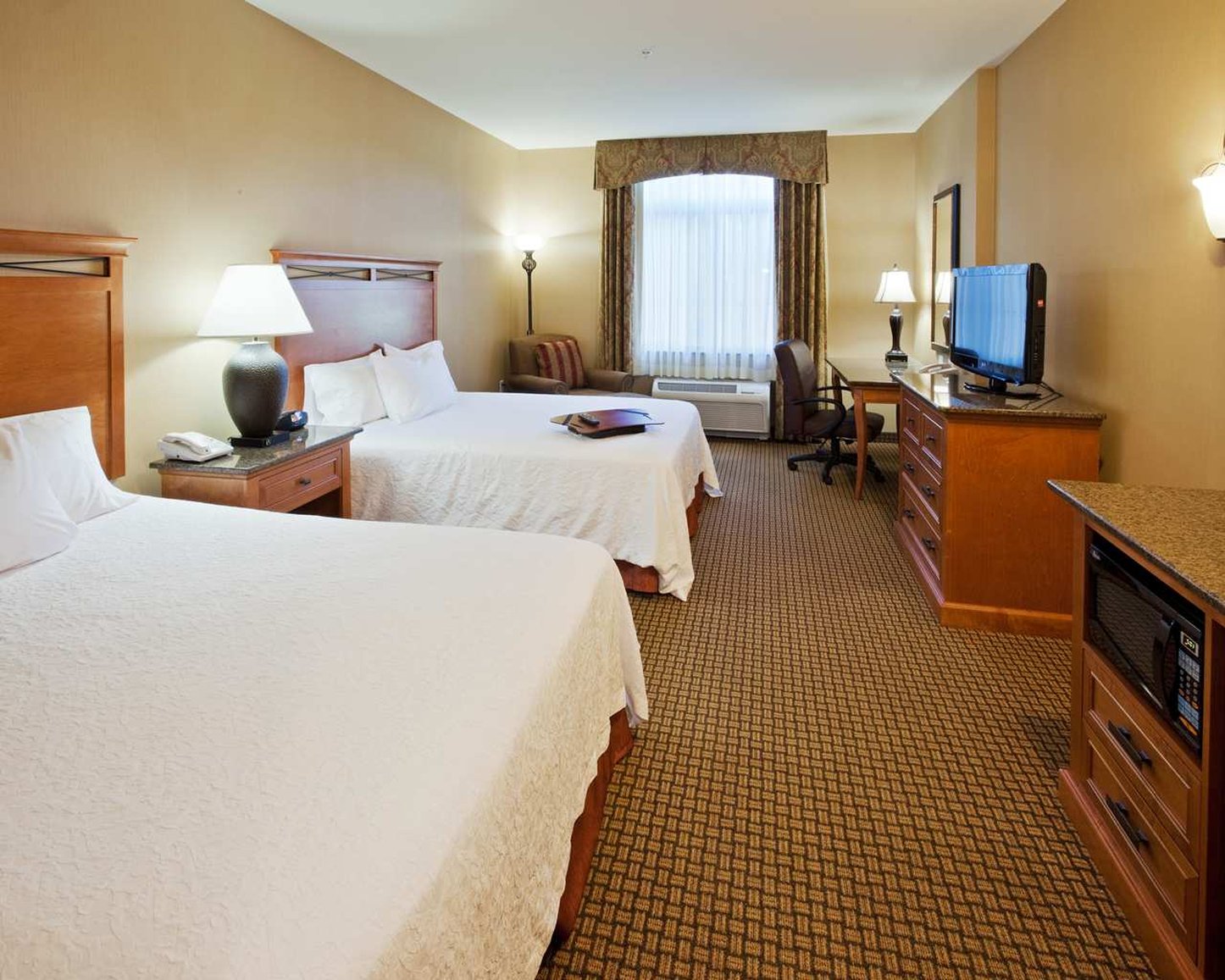 Hampton Inn & Suites Coeur d' Alene