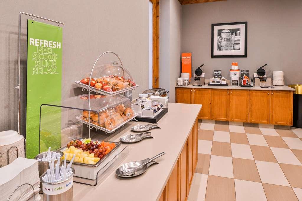 Hampton Inn & Suites Coeur d' Alene