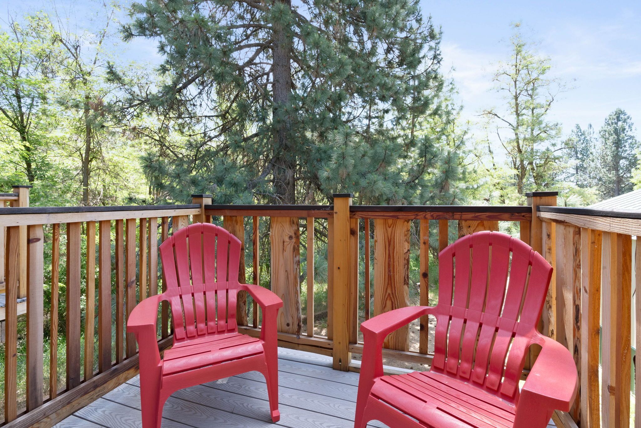 Lake Village Lodge