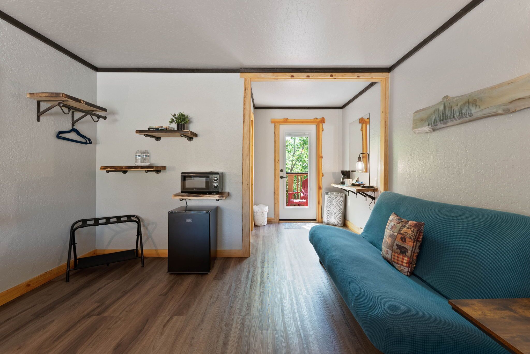 Lake Village Lodge