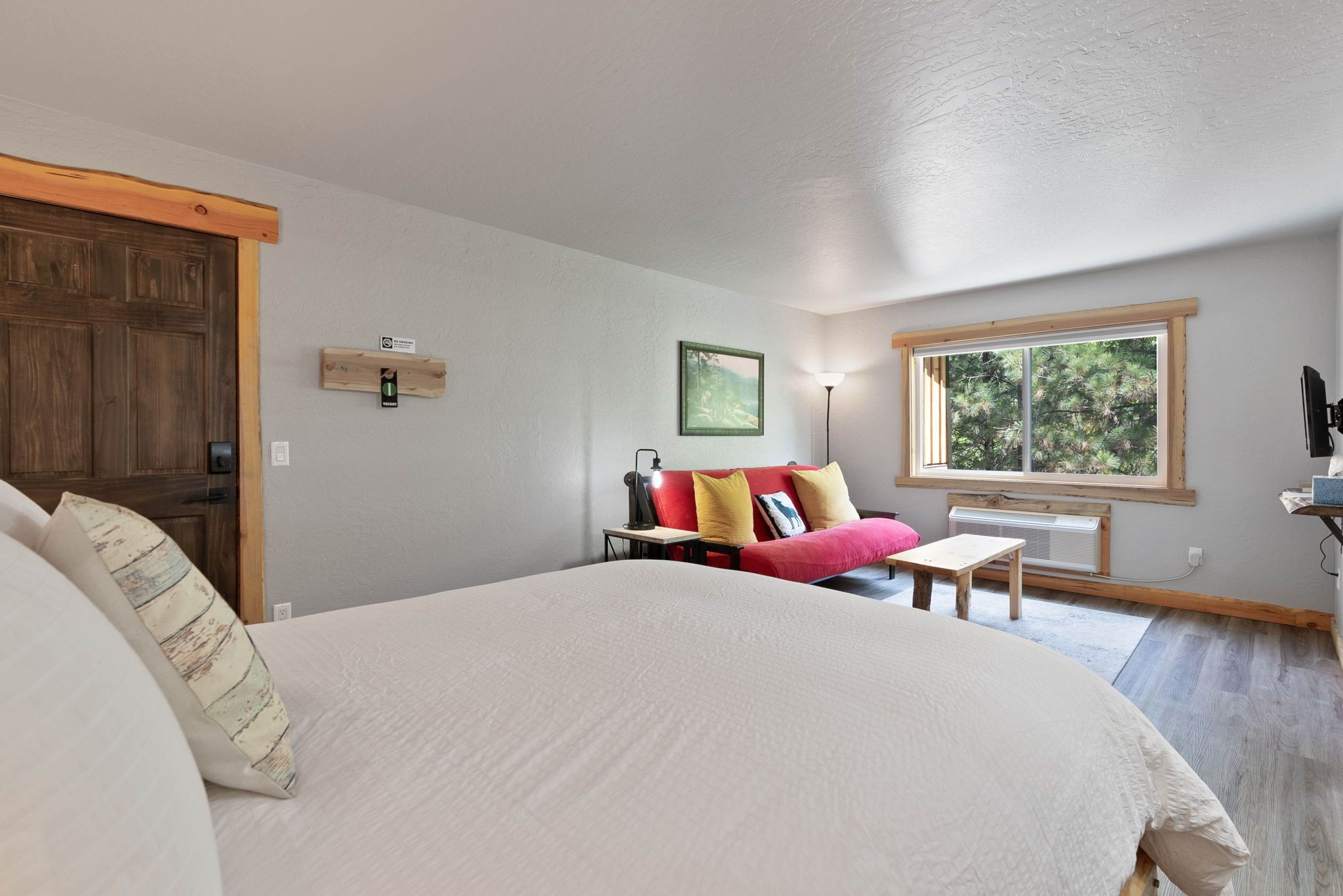 Lake Village Lodge