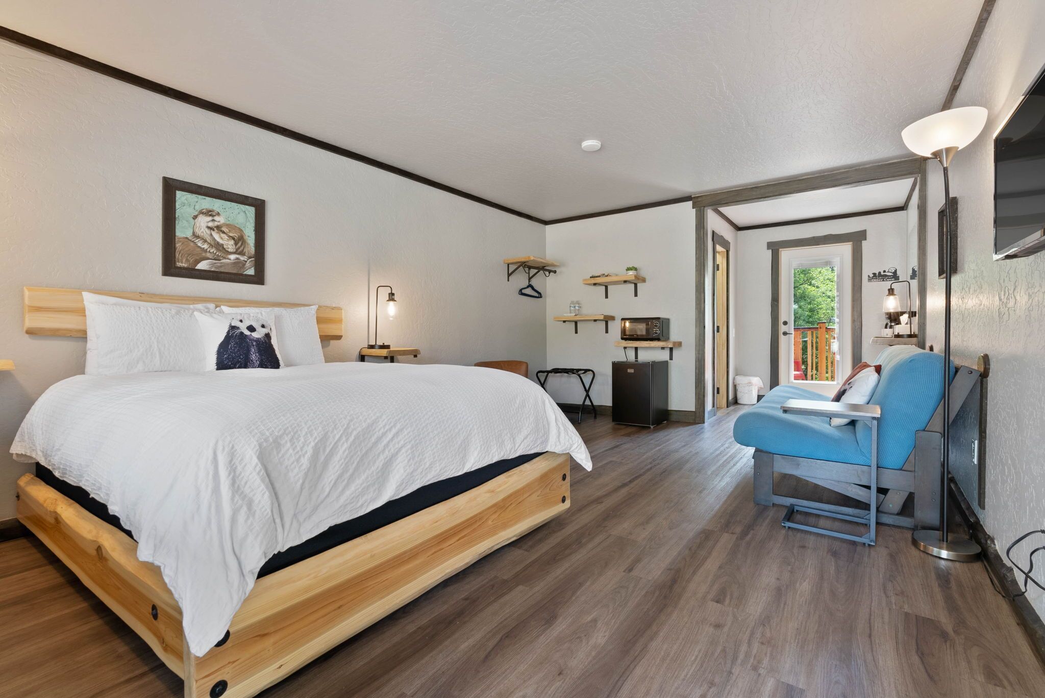 Lake Village Lodge