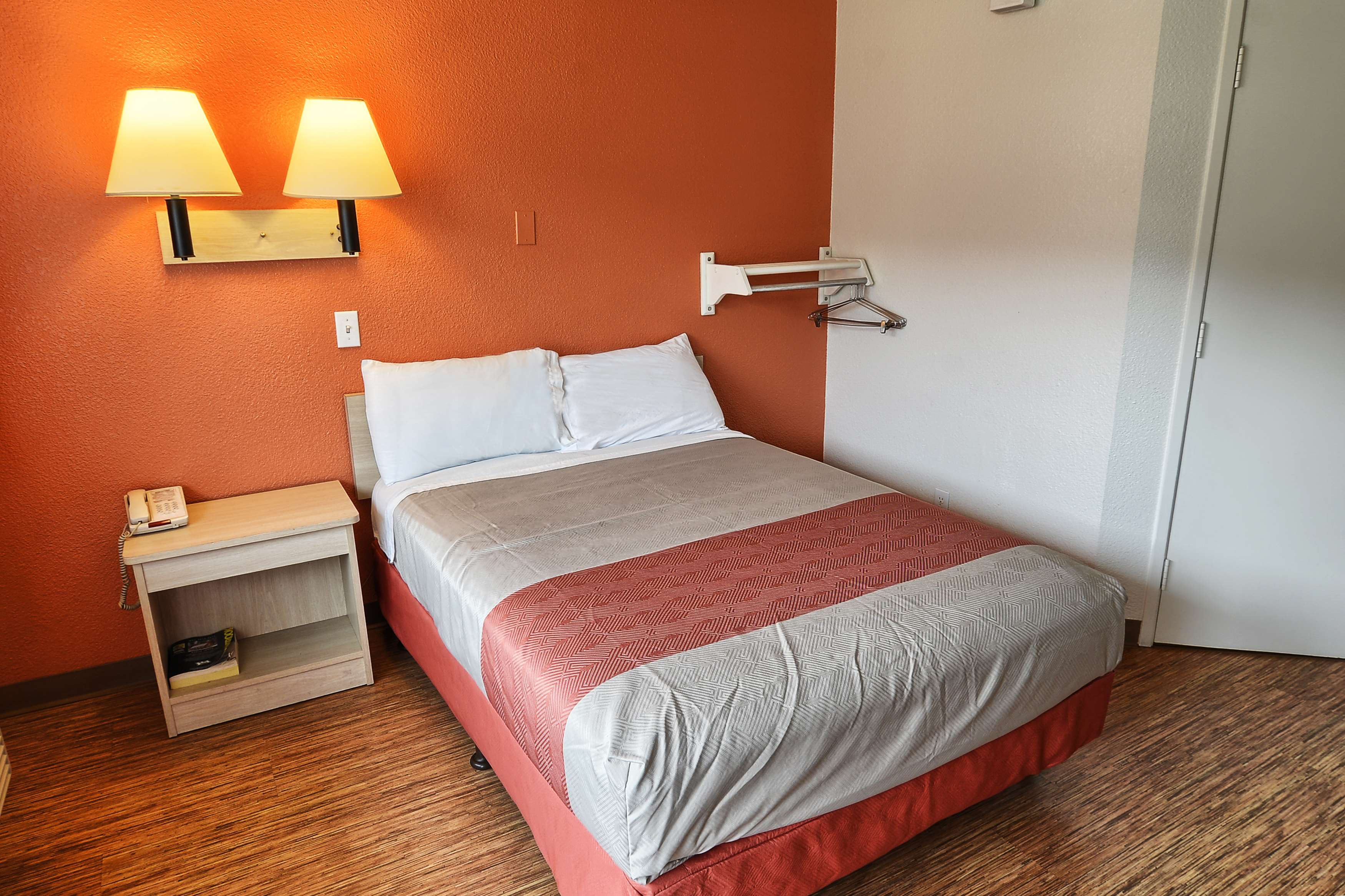 Motel 6 Coeur D'alene