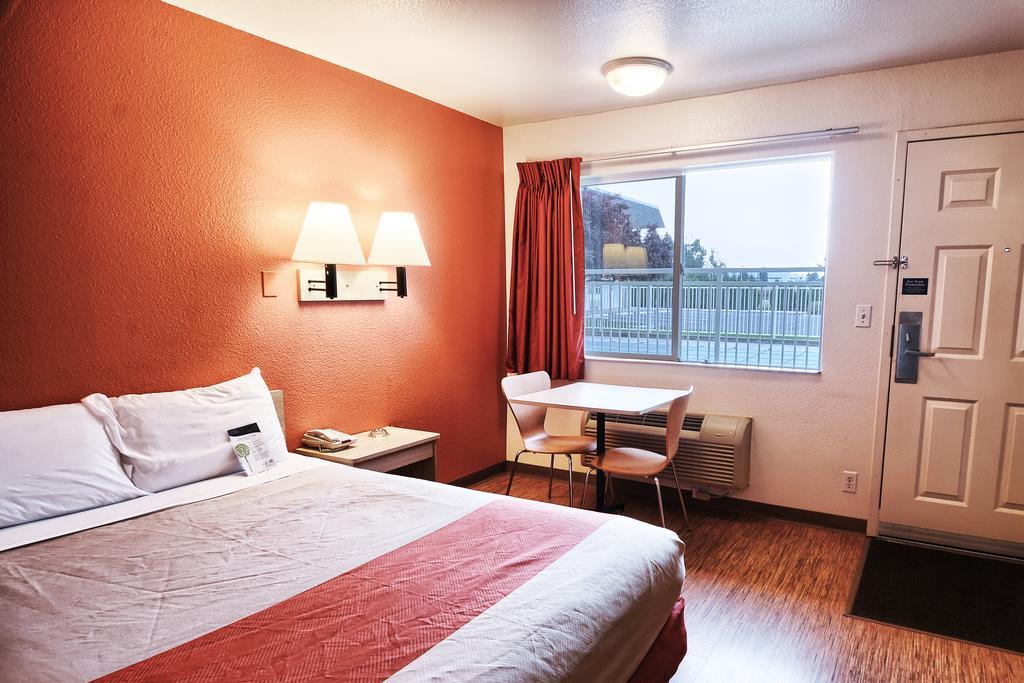 Motel 6 Coeur D'alene