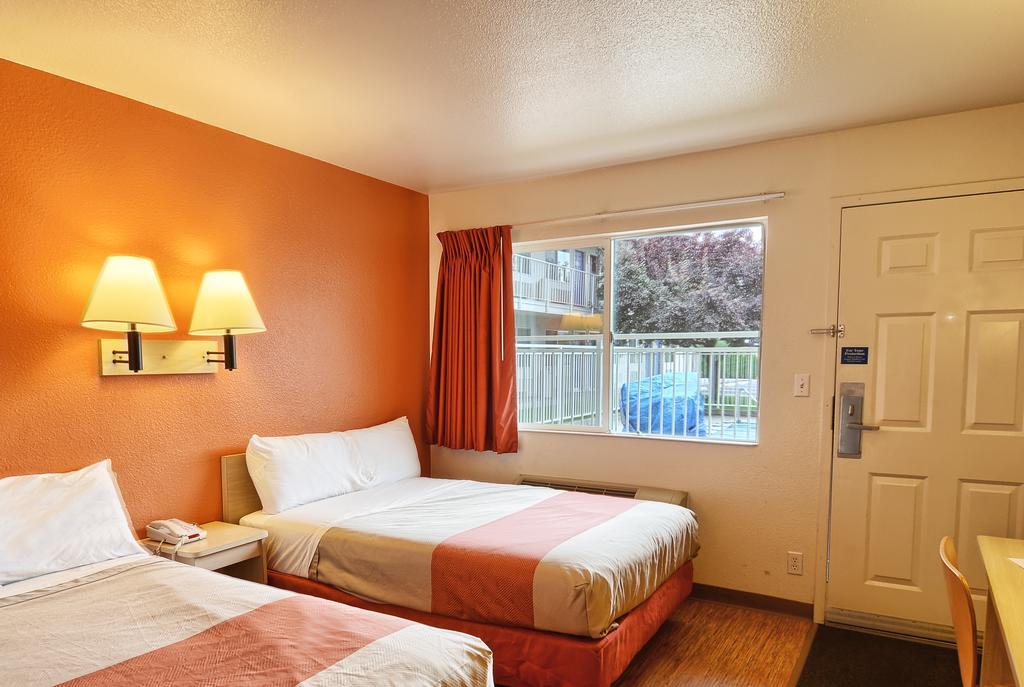 Motel 6 Coeur D'alene