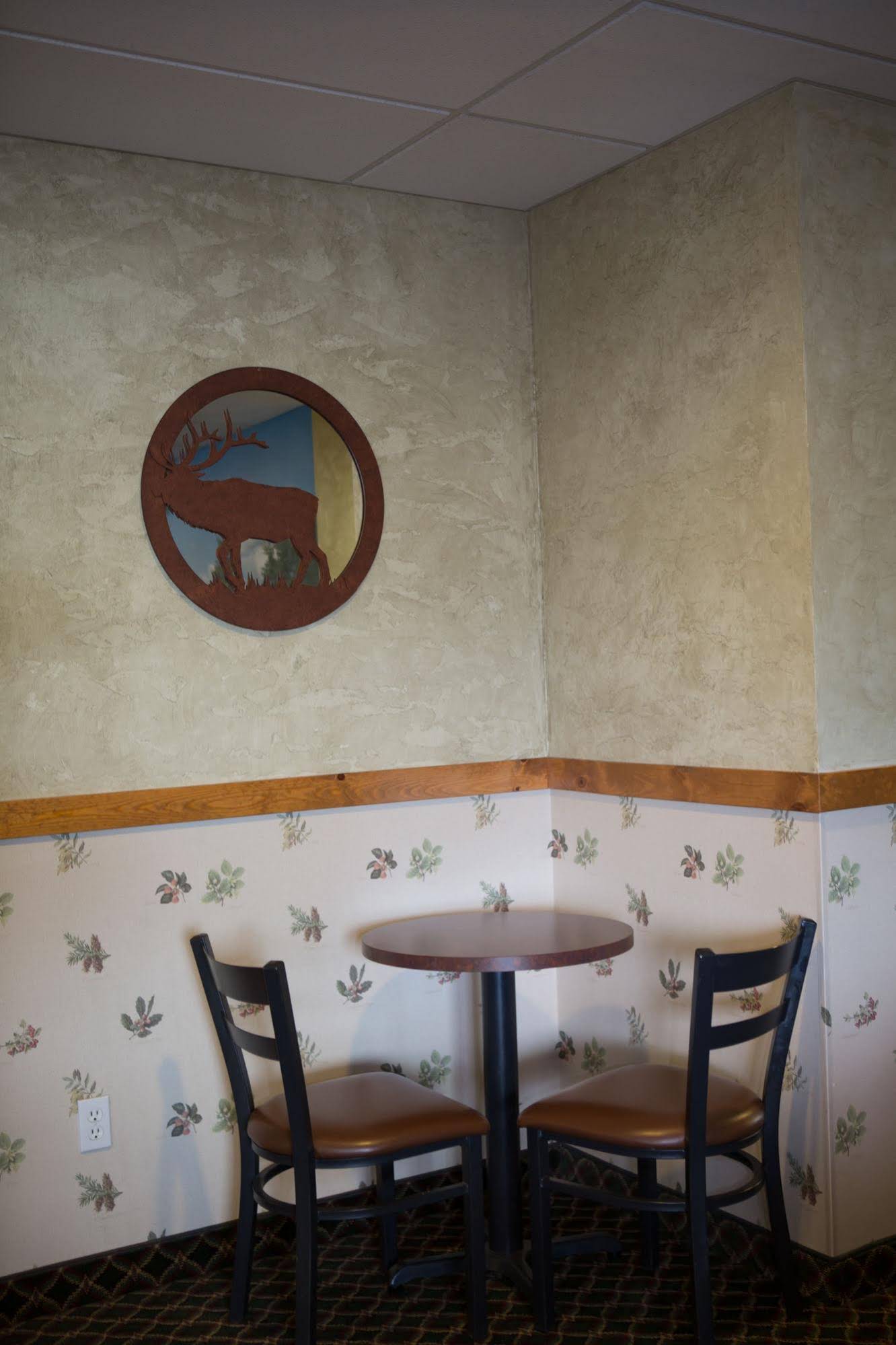 Boulder Creek Inn