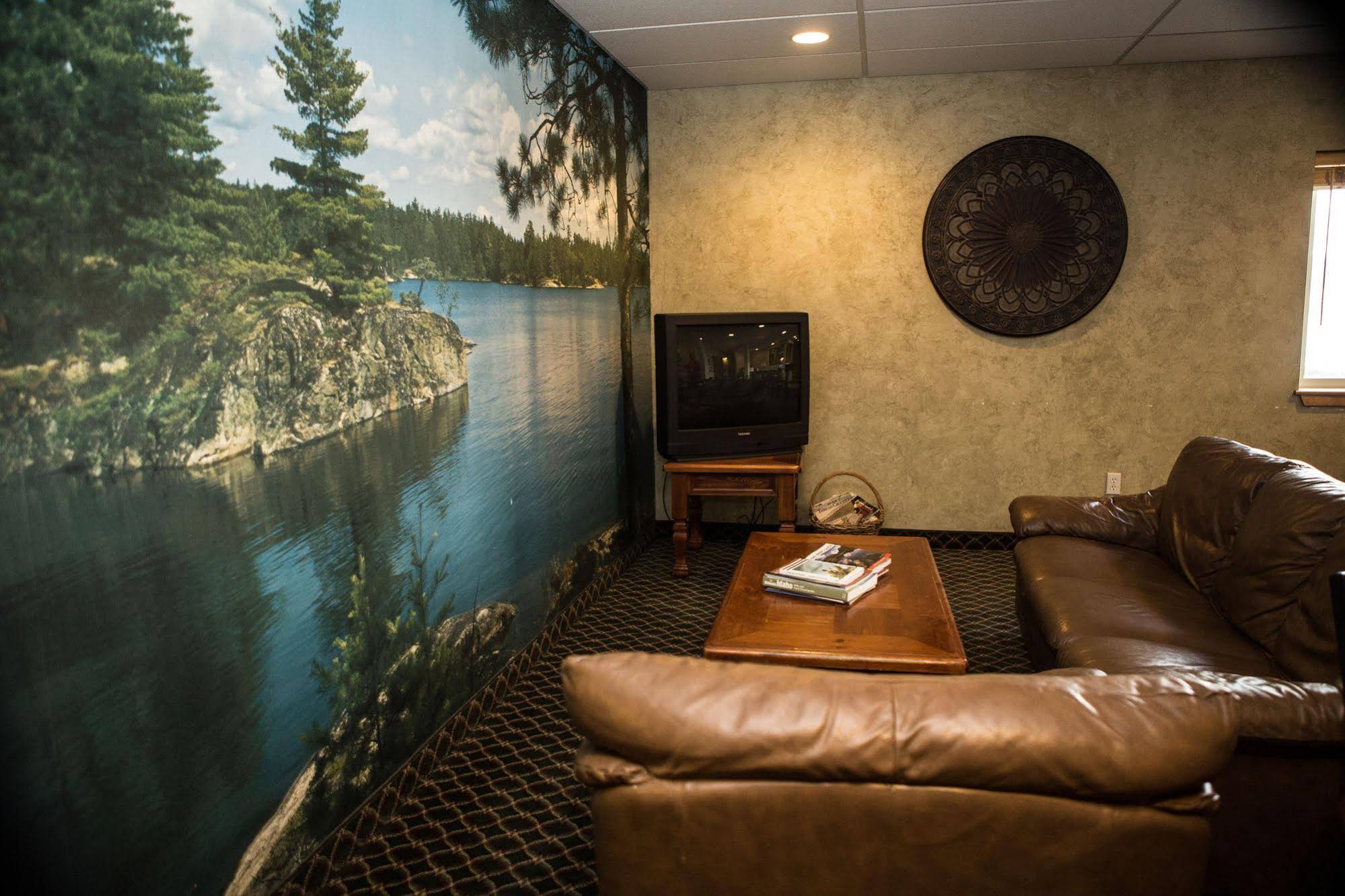 Boulder Creek Inn