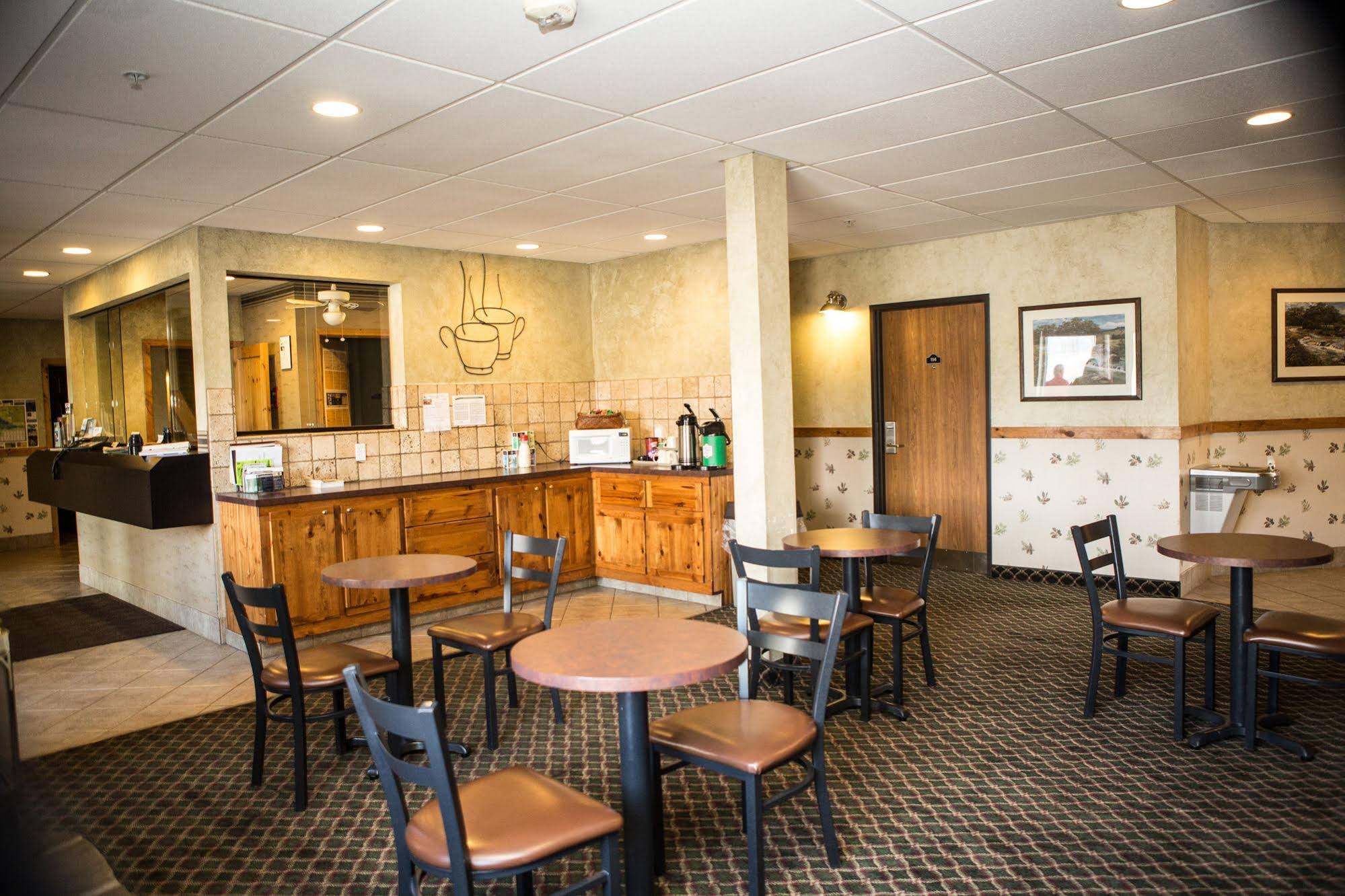 Boulder Creek Inn
