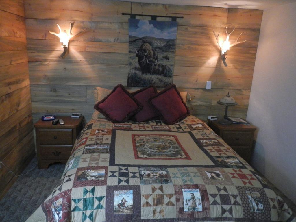 Whitebird Summit B And B