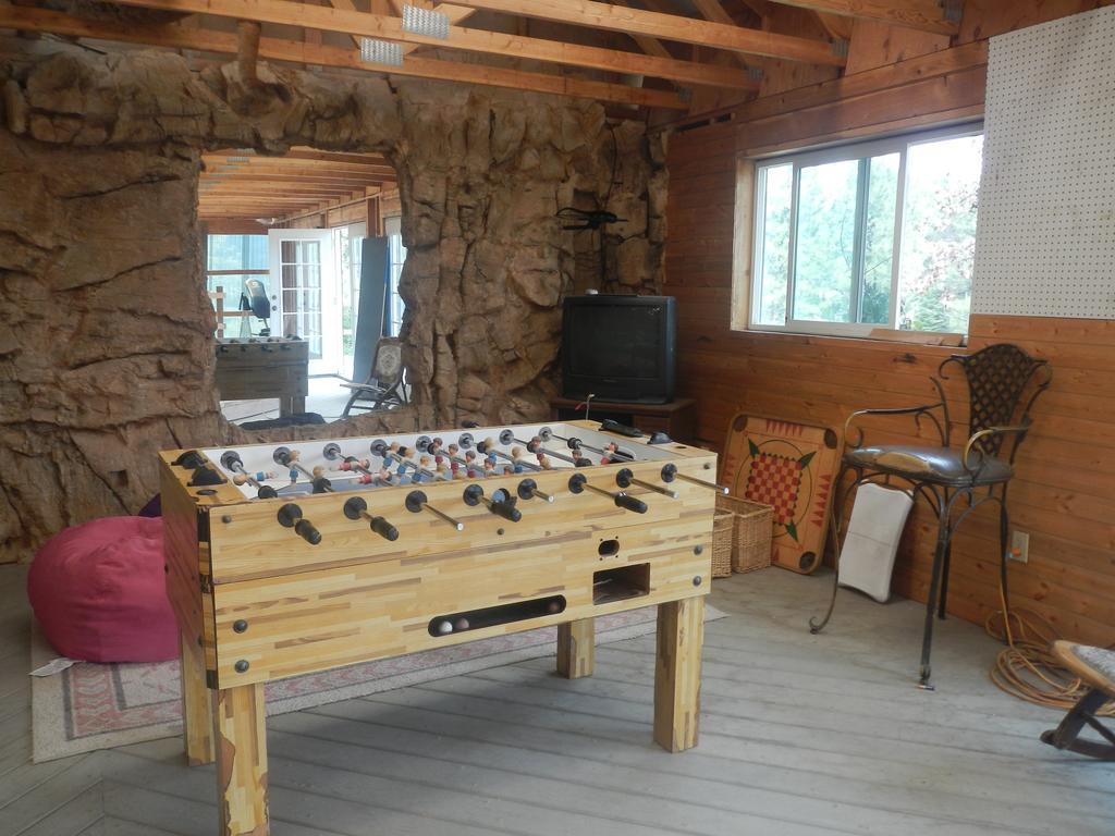 Whitebird Summit B And B
