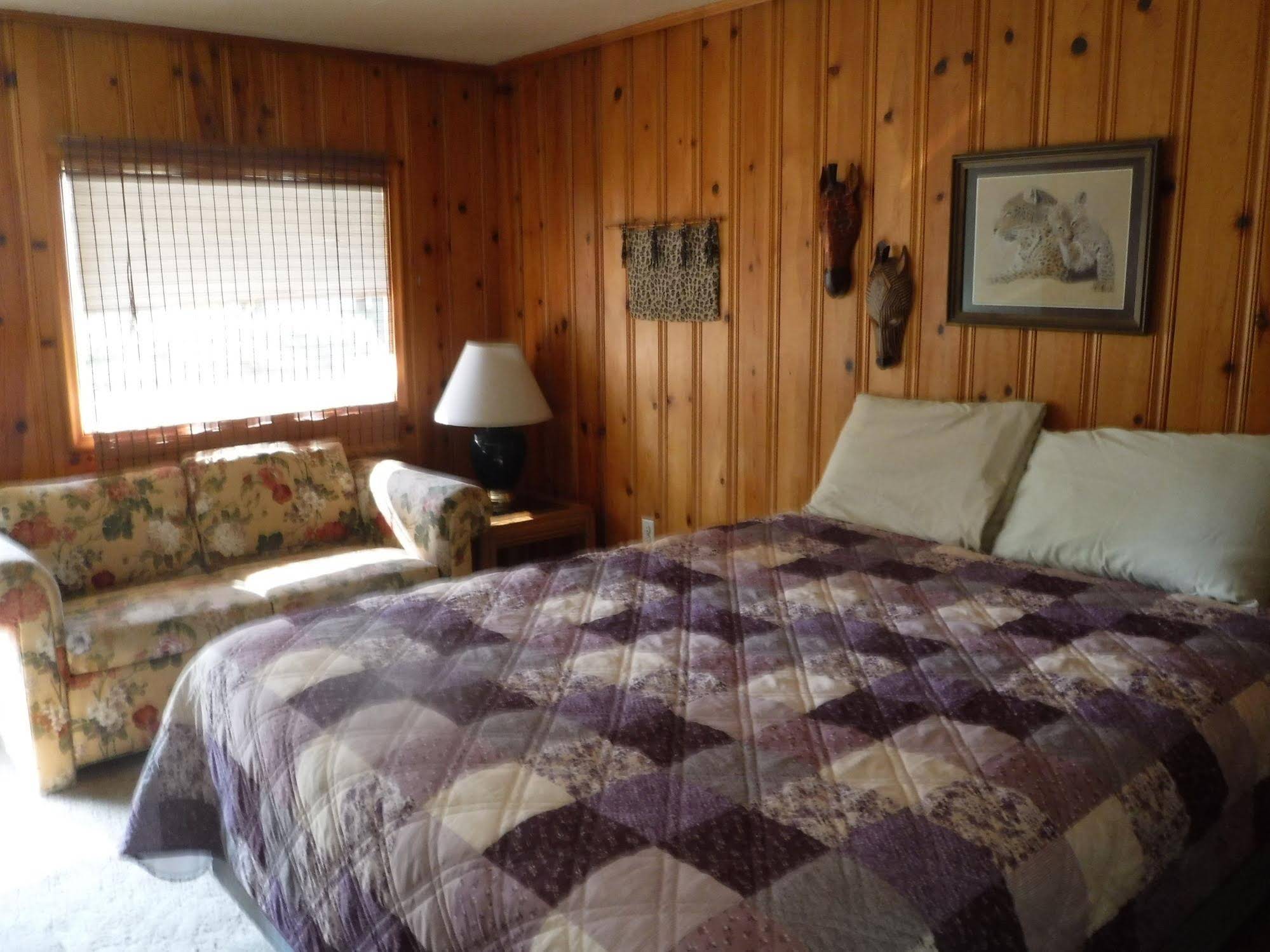 Billingsley Creek Lodge