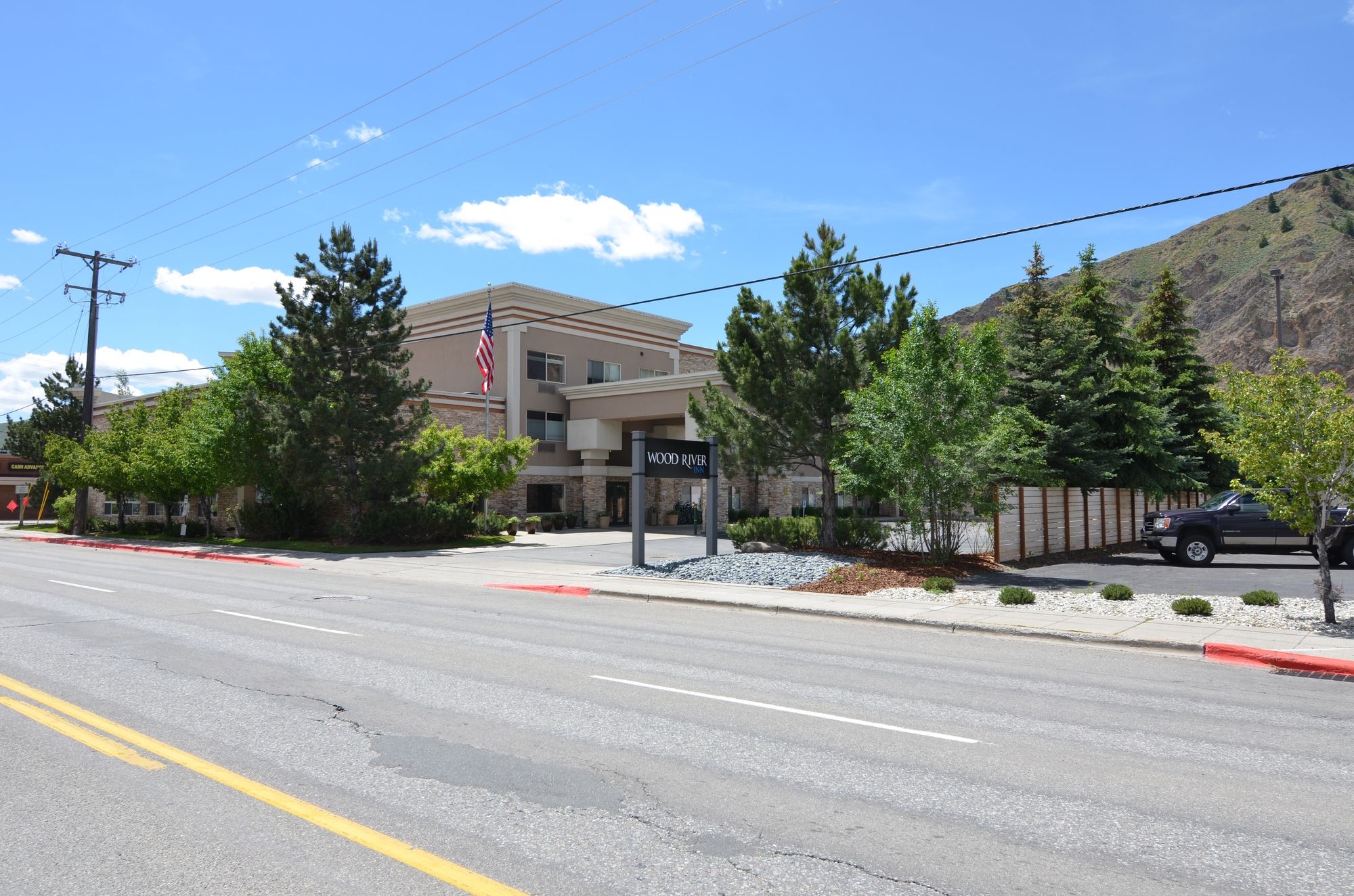 Wood River Inn
