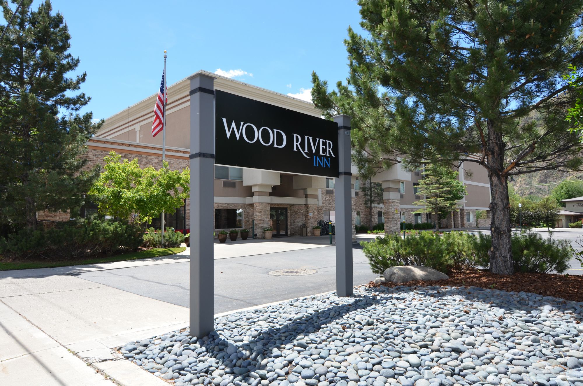 Wood River Inn