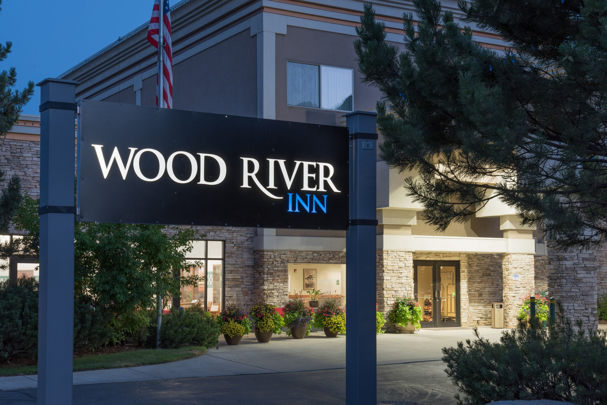 Wood River Inn