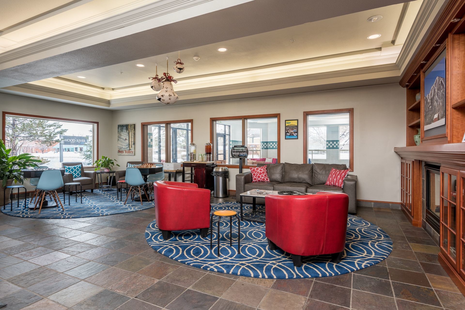 Wood River Inn