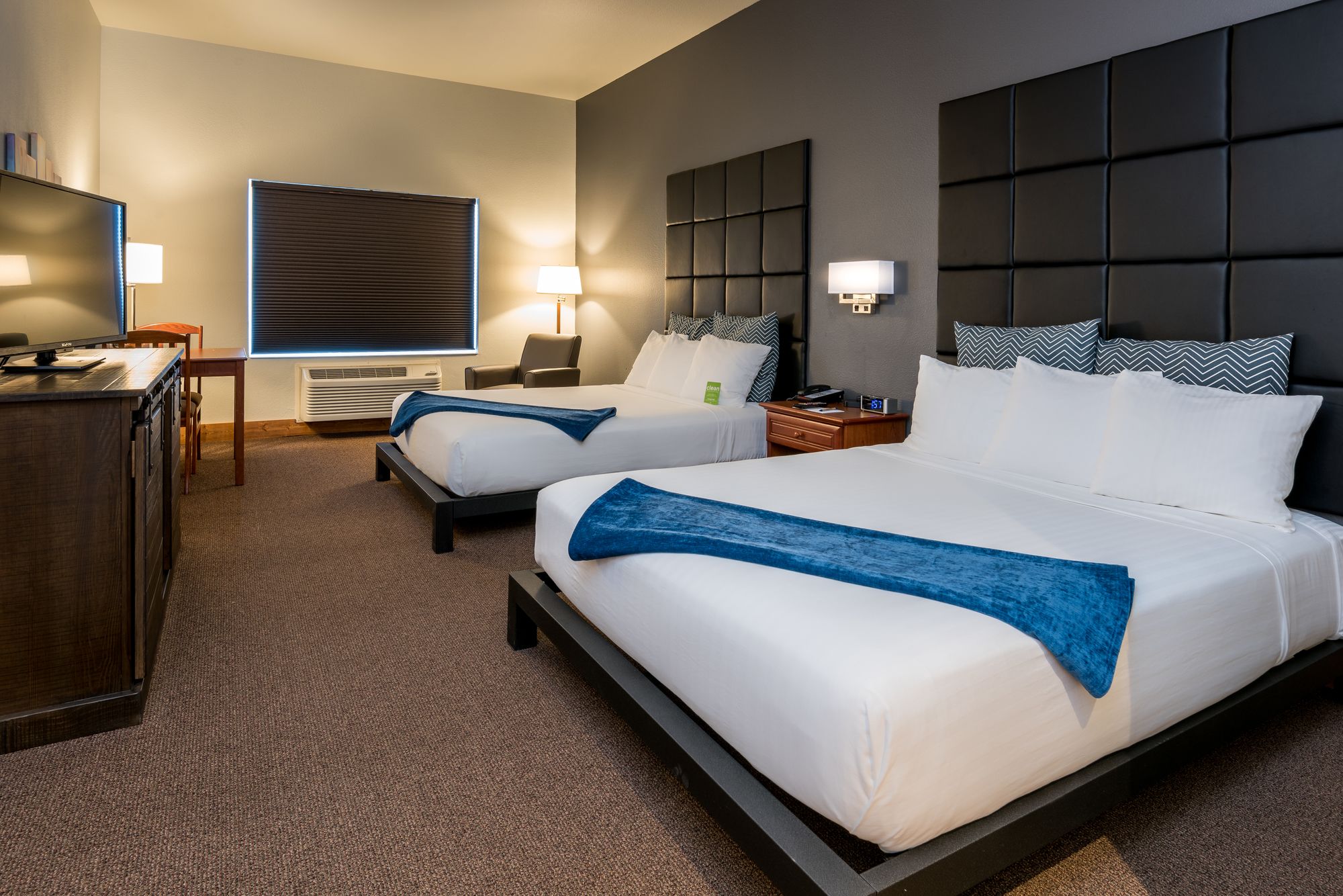 Wood River Inn