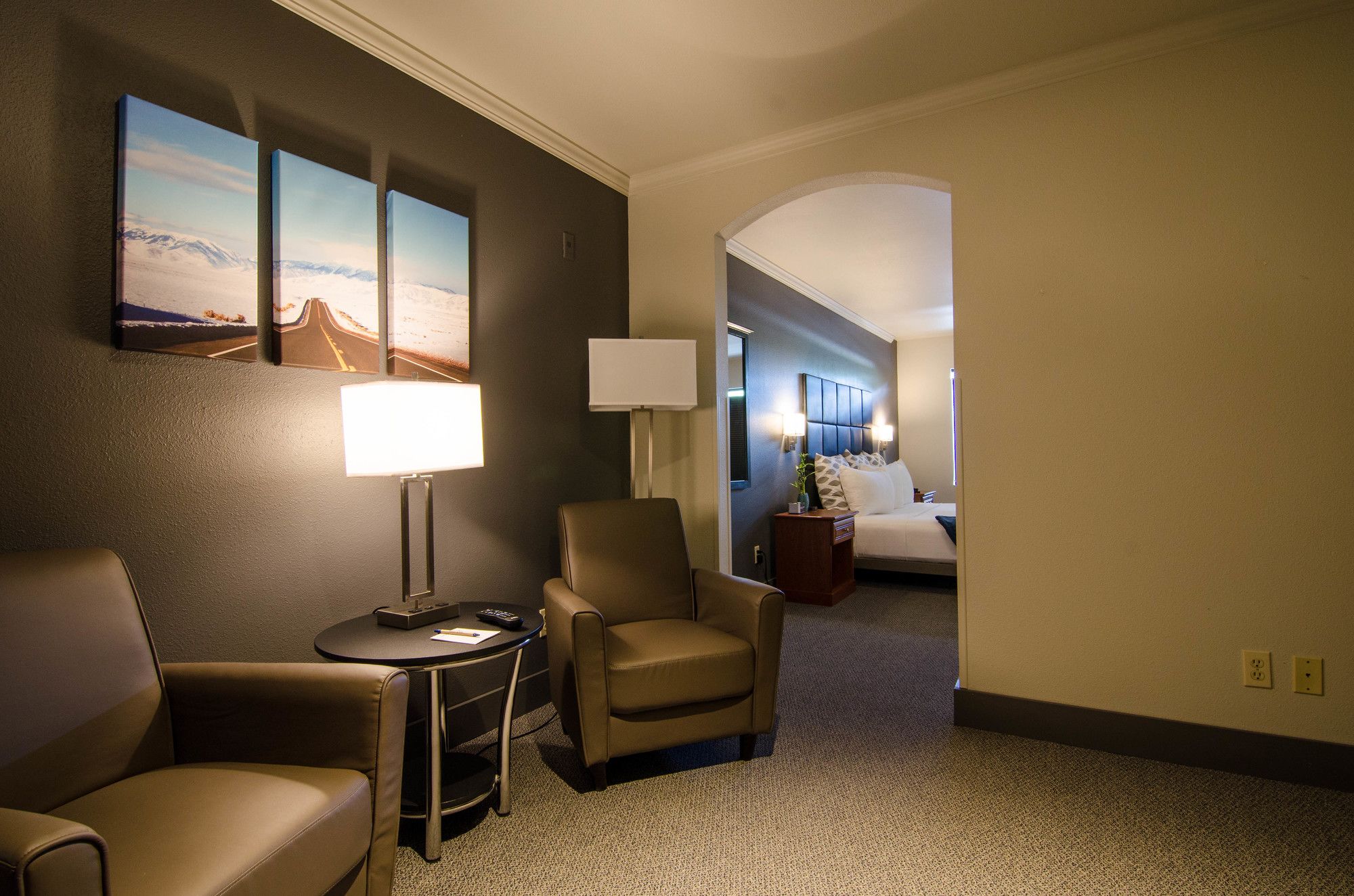 Wood River Inn