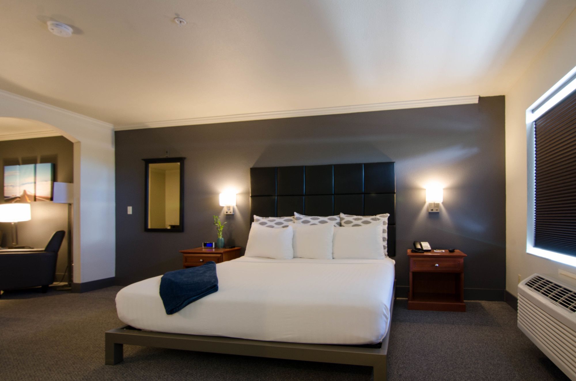 Wood River Inn
